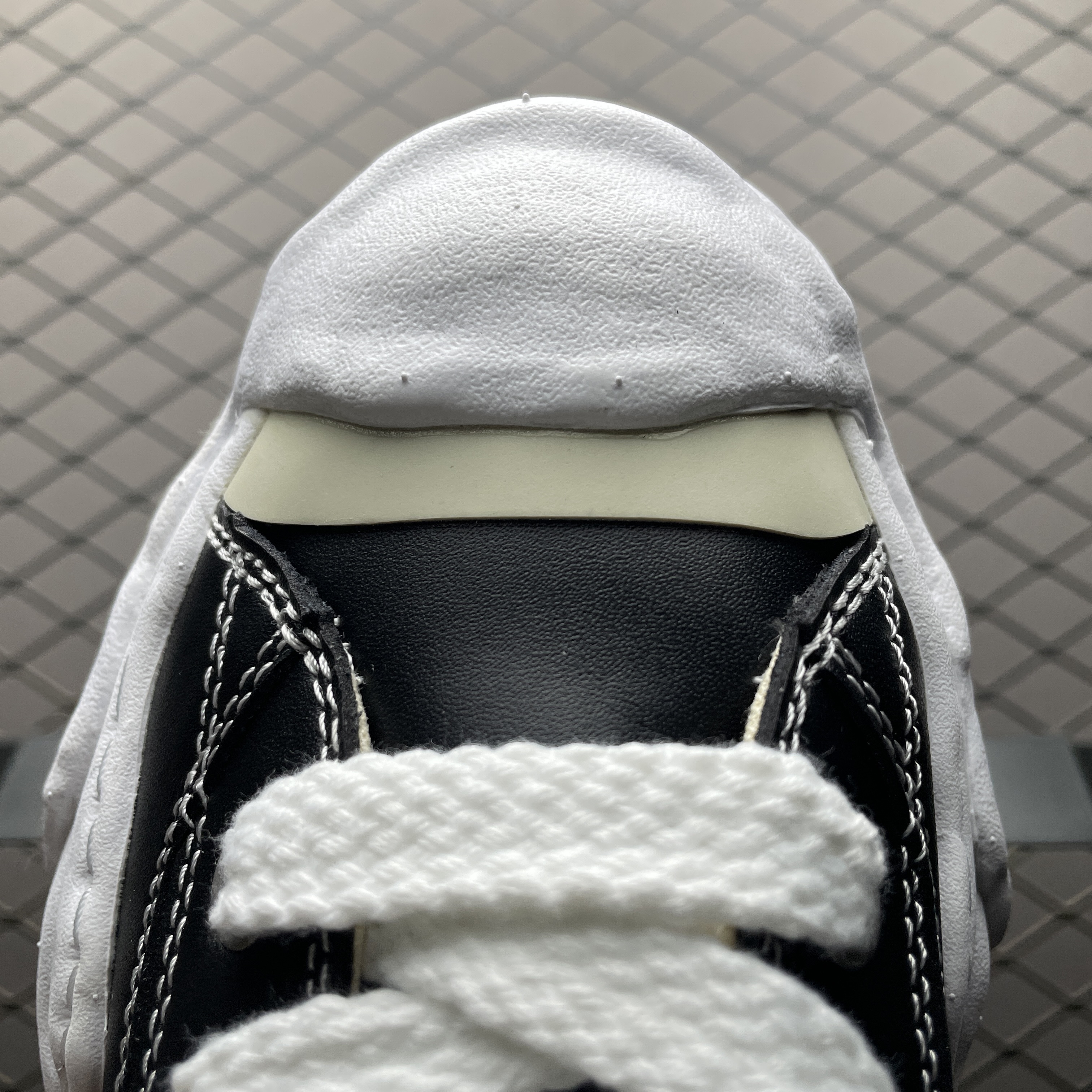 Maison Mihara Yasuhiro Peterson OG Sole Leather Low 'Black'(A06FW736 BLK)