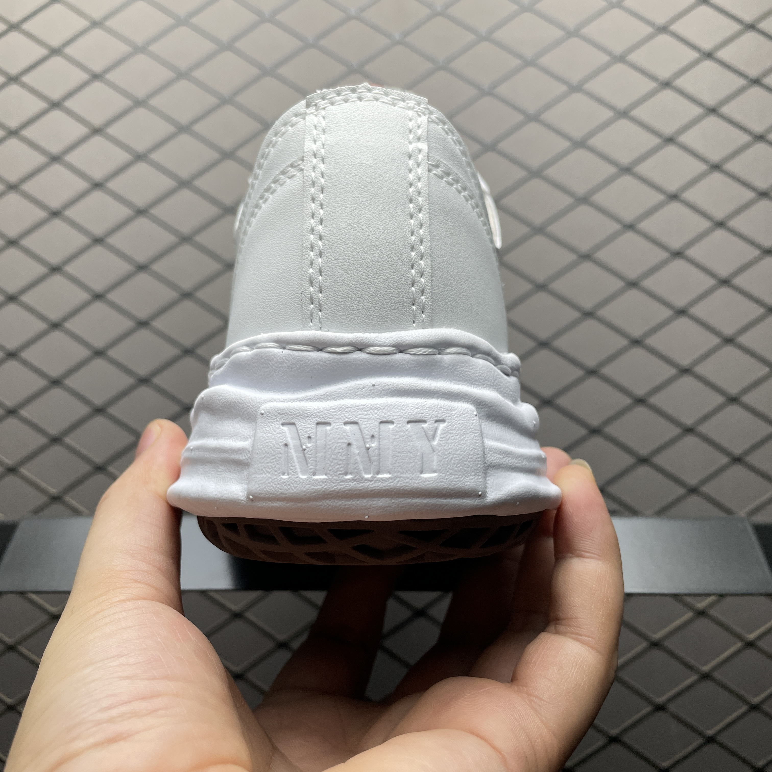 Maison Mihara Yasuhiro Hank OG Sole Leather Low 'White(A05FW704 WHT)
