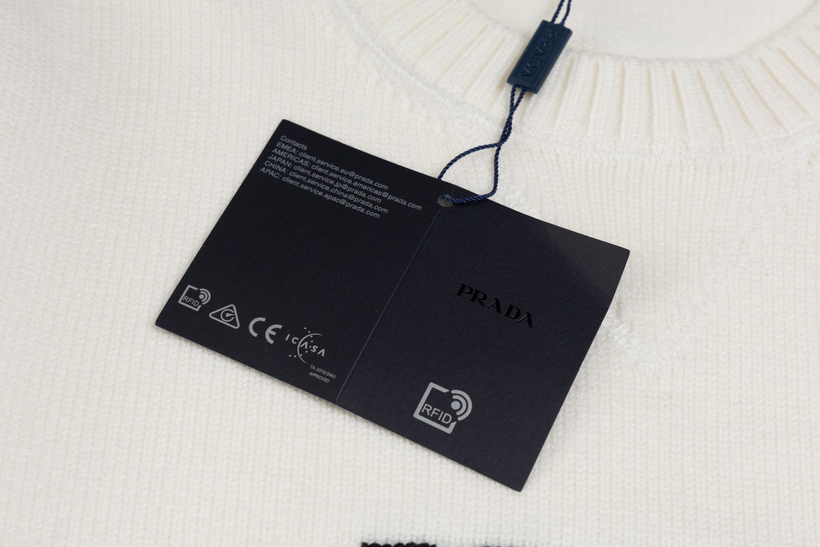 PRADA Wool x cashmere crew neck sweater (UMB223-1YMW-F0K74-S-211）