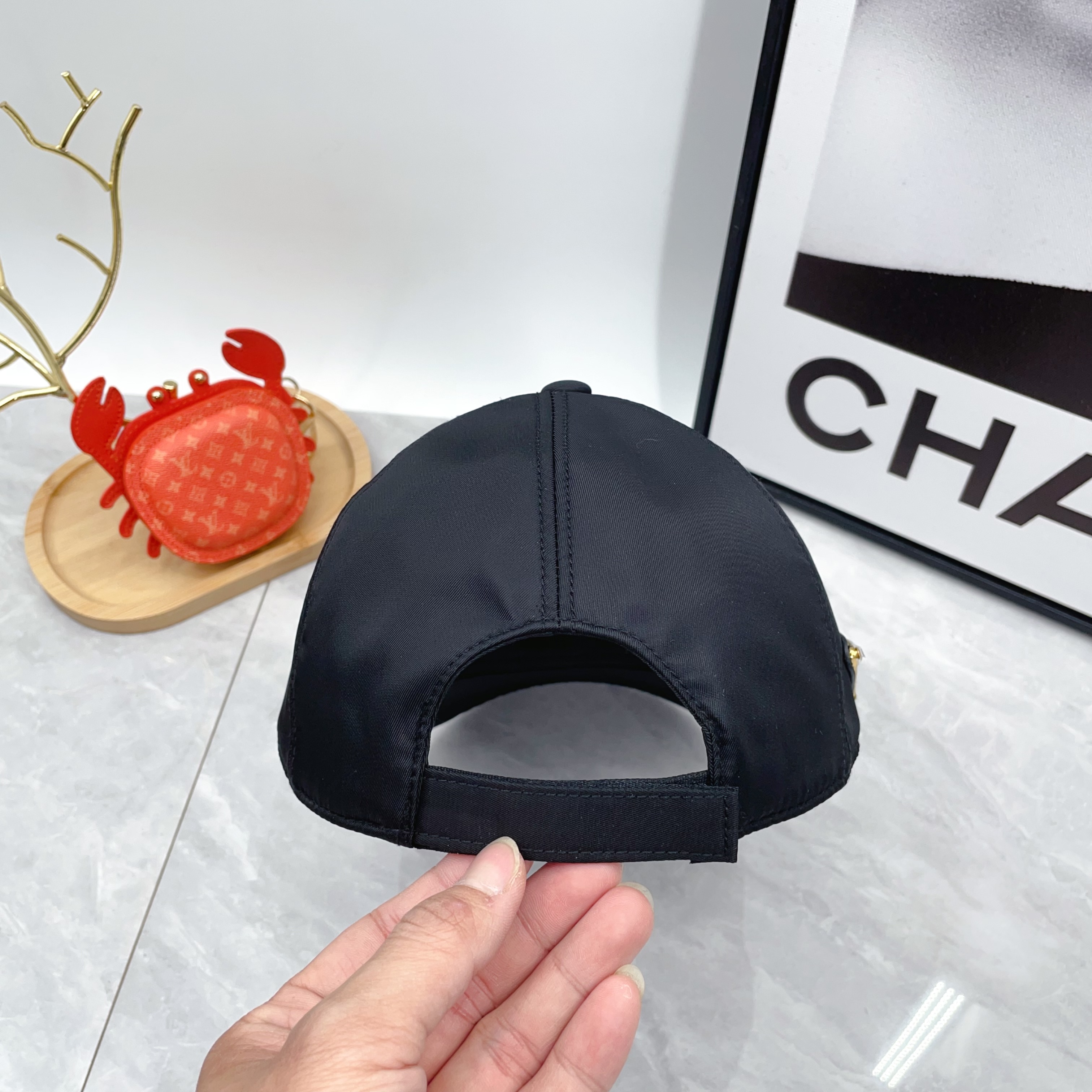 PRADA Re-Nylon baseball cap（1HC2742DMIF0632）