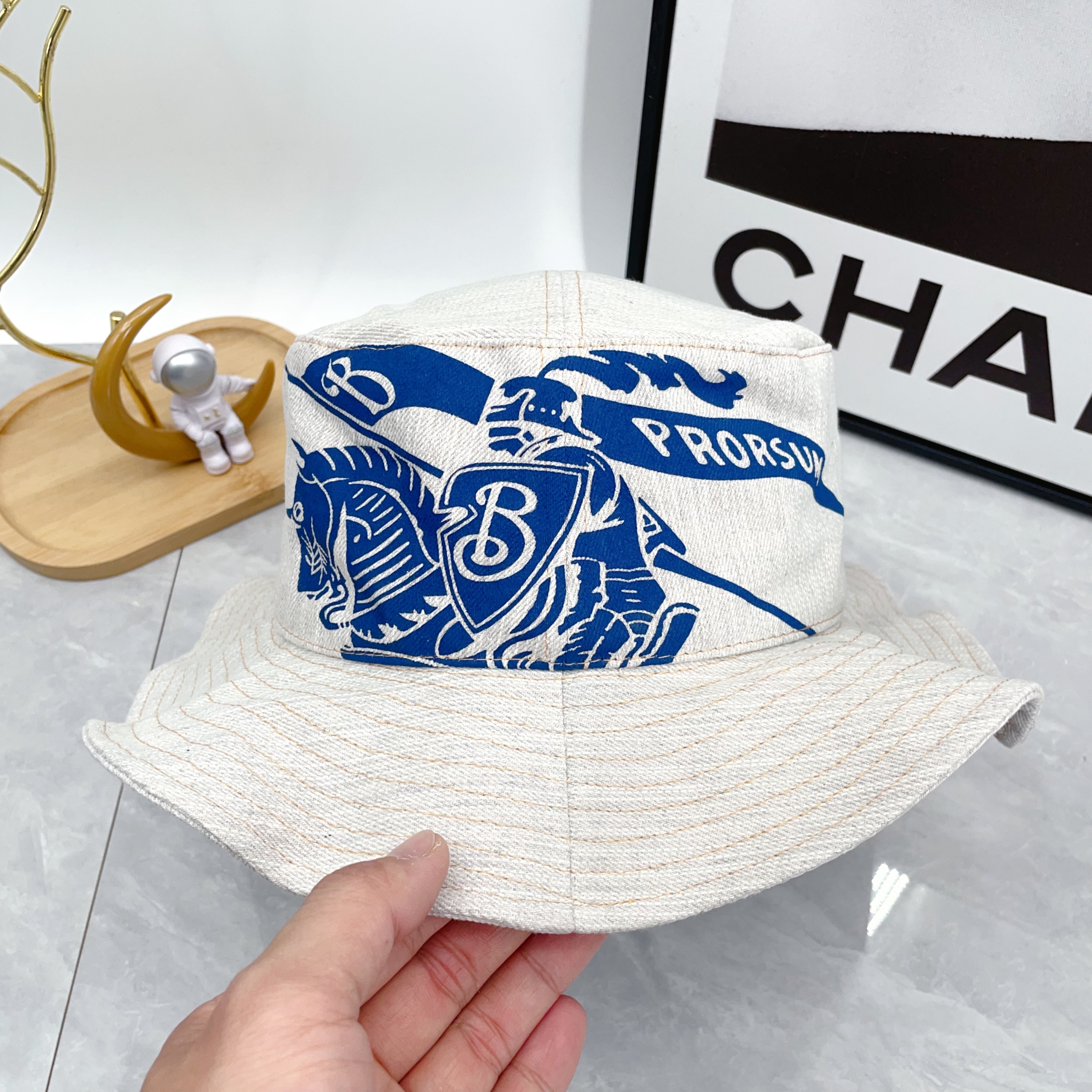 Burberry Caps（8085751）