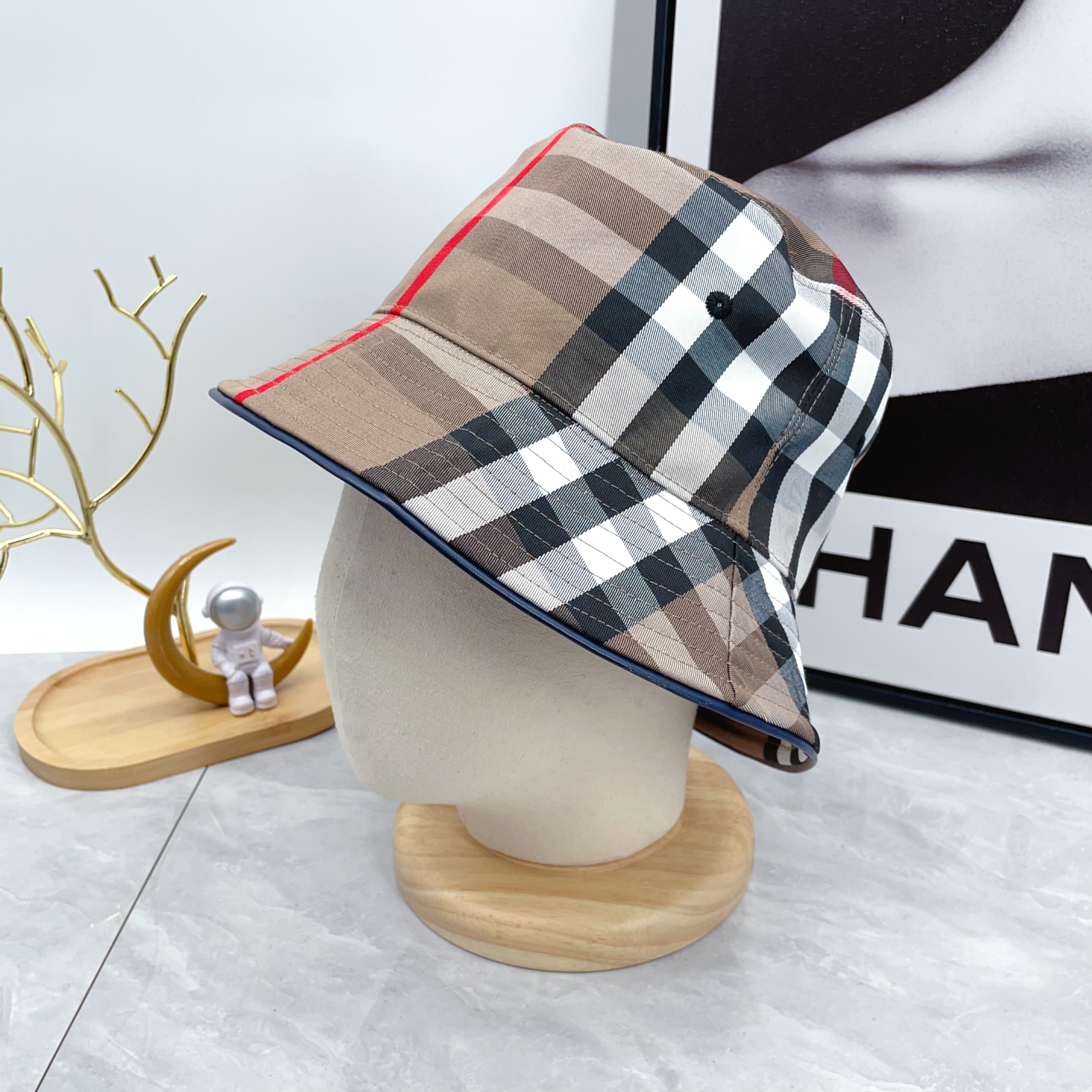 BURBERRY PEDORAS (Check Cotton Bucket Hat (8050065))（8050065）