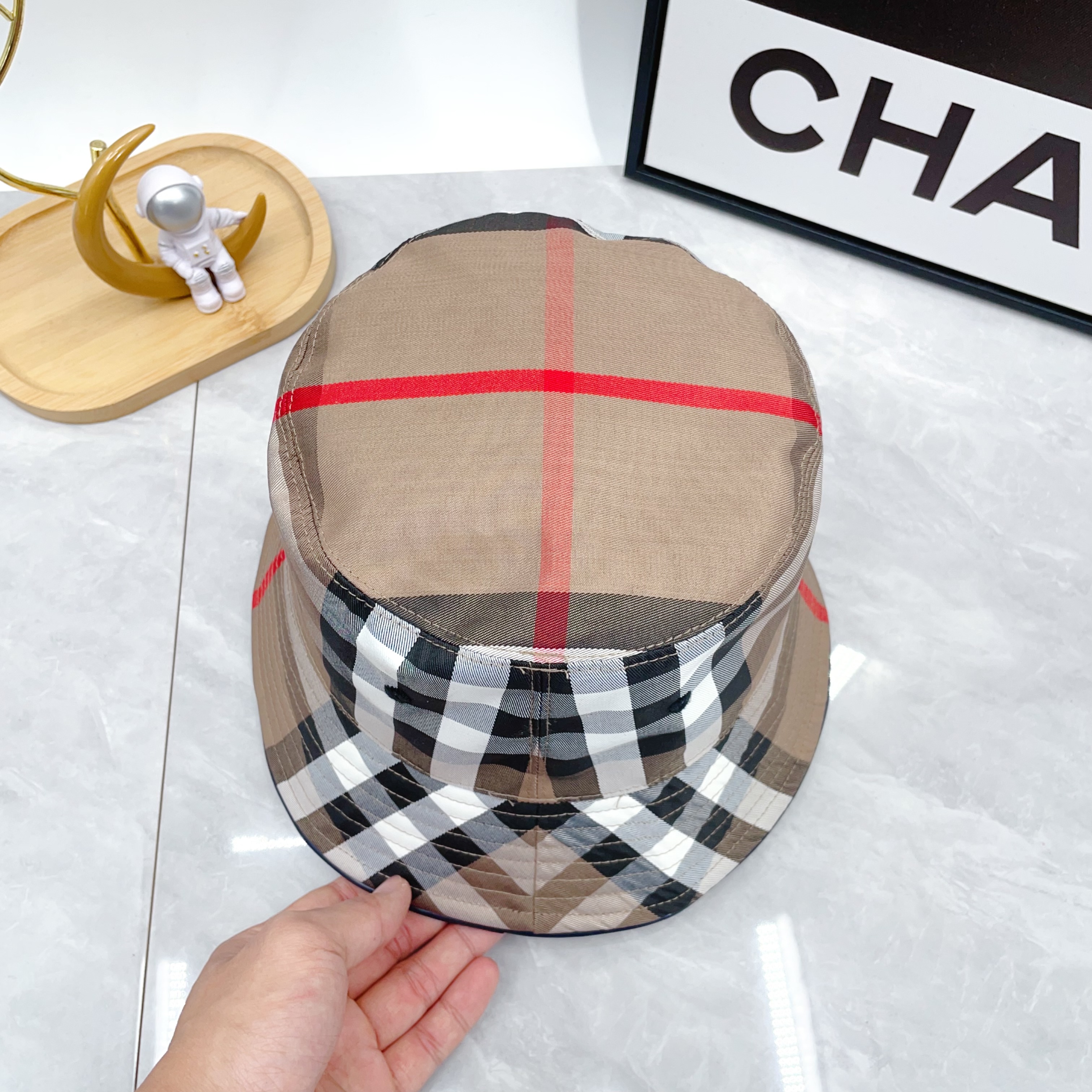 BURBERRY PEDORAS (Check Cotton Bucket Hat (8050065))（8050065）
