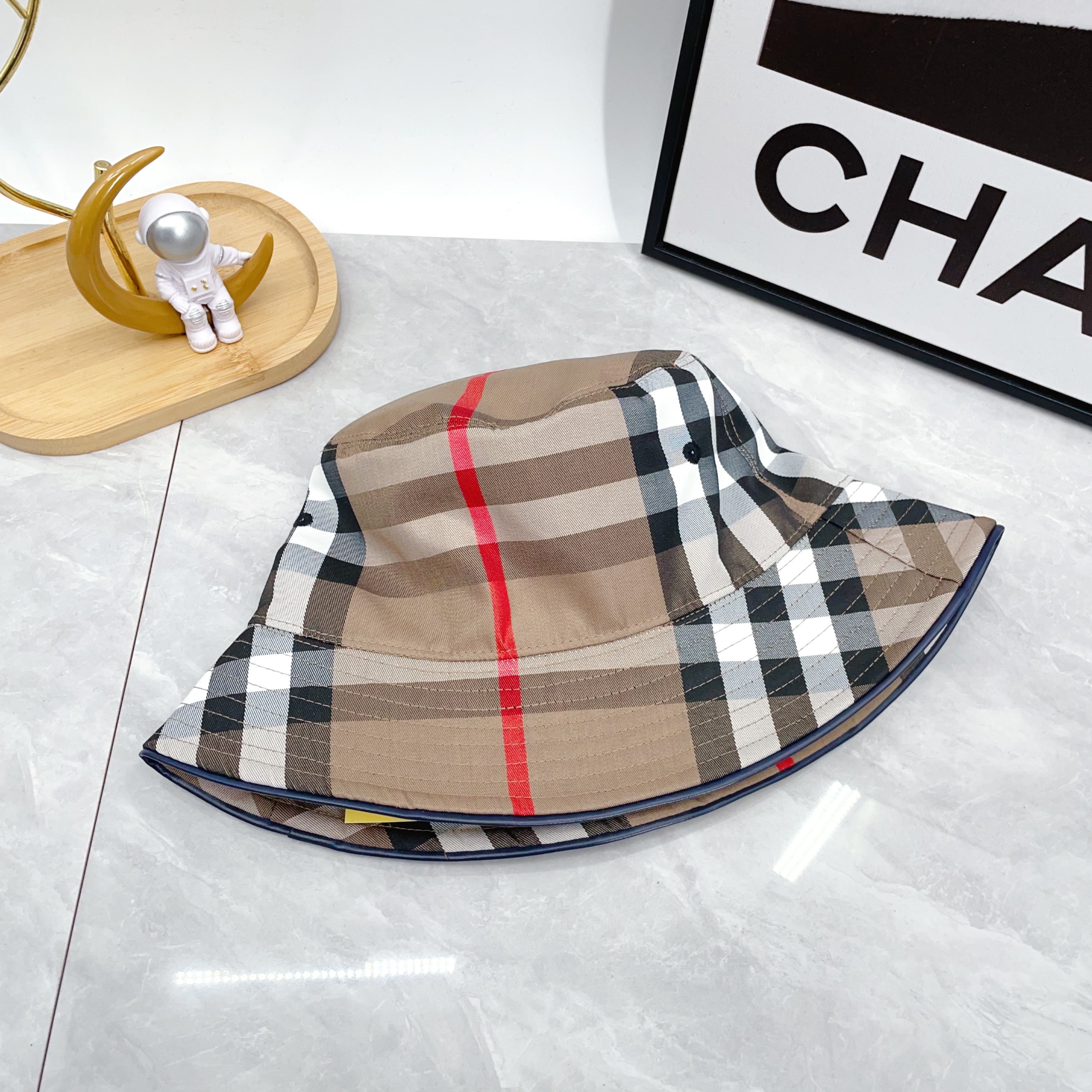 BURBERRY PEDORAS (Check Cotton Bucket Hat (8050065))（8050065）