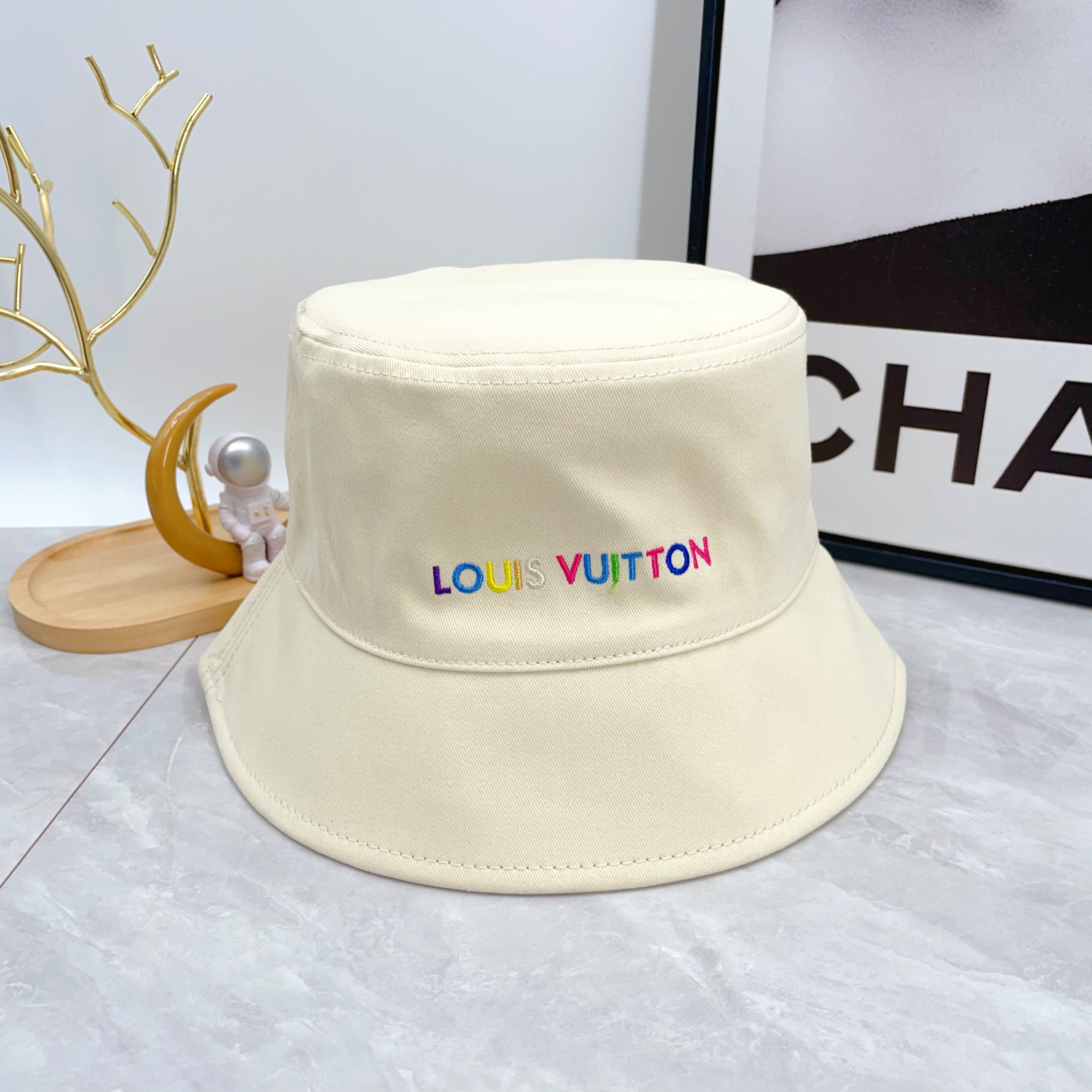 Louis Vuitton Takashi Murakami collaboration superflat bucket hat（M7985M）