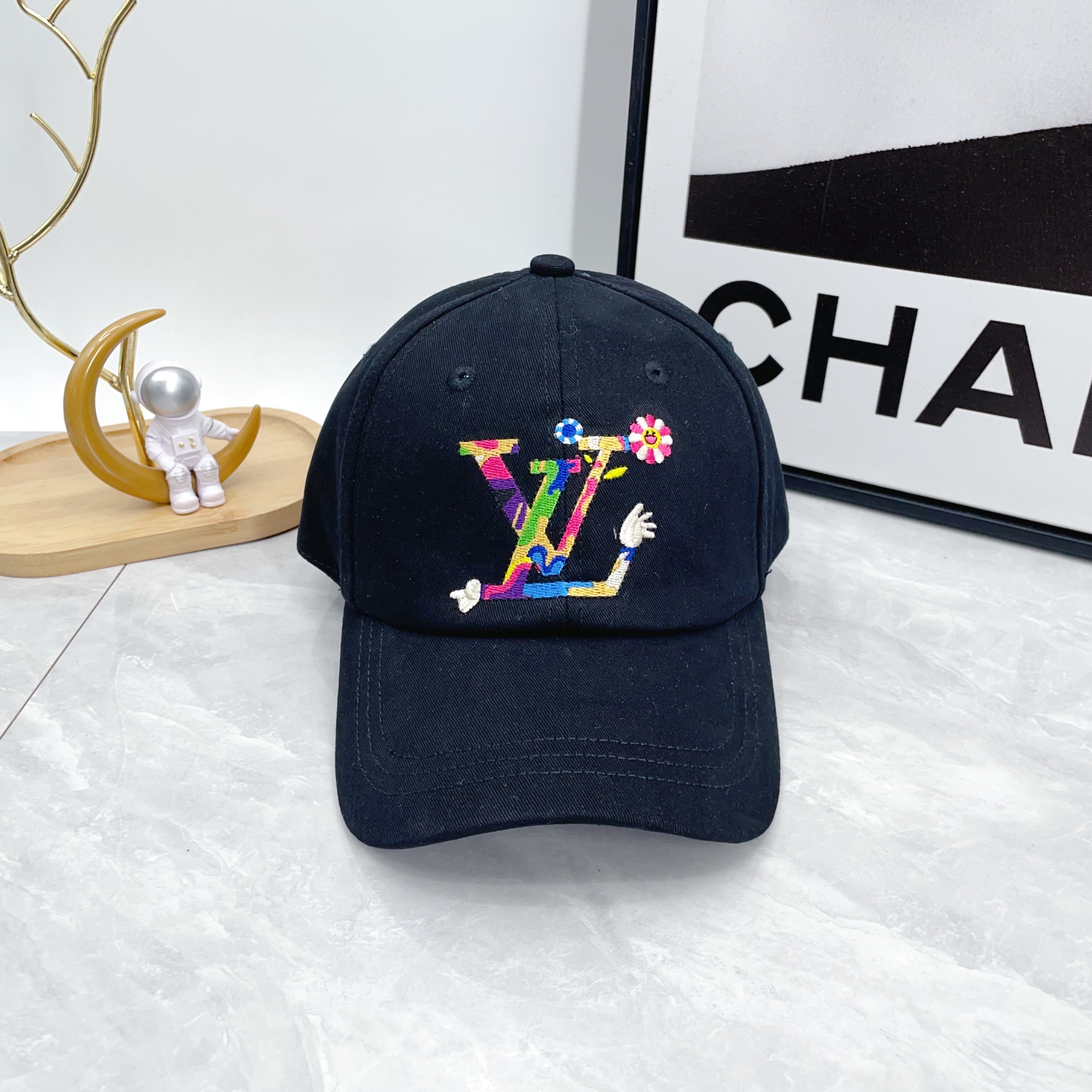 Louis Vuitton Cap Superflat（M5000M）