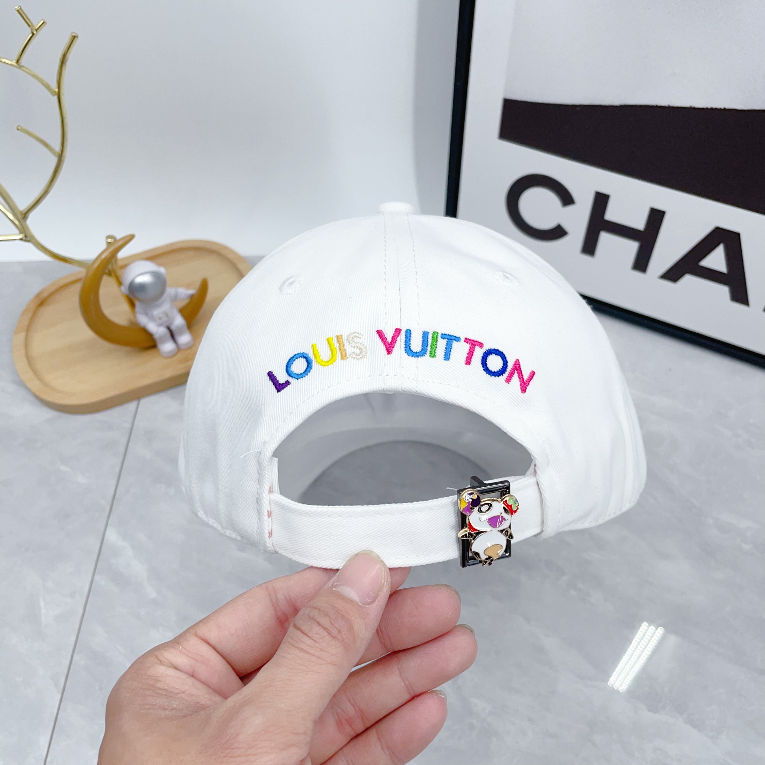 Louis Vuitton Cap Superflat（M5000M）