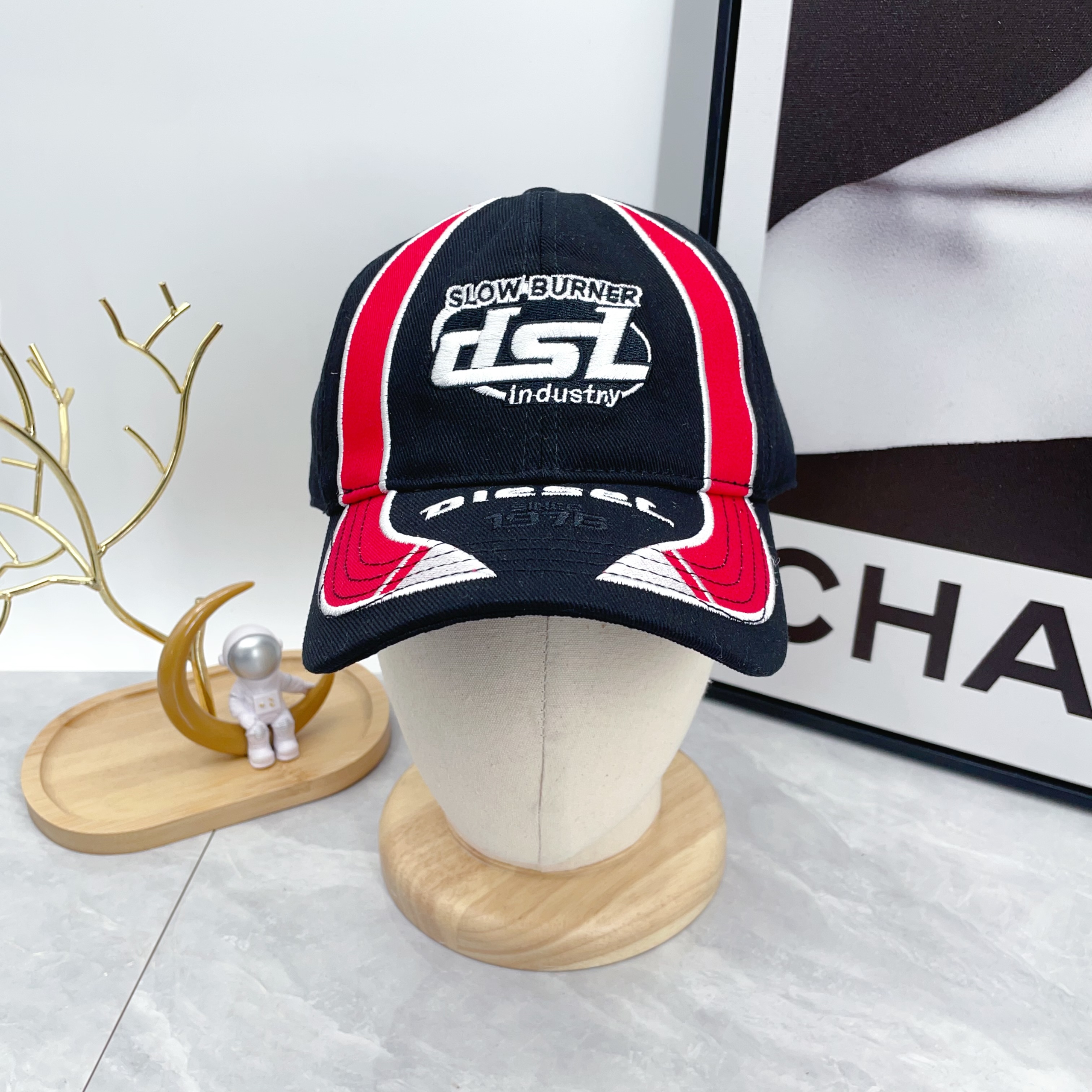 Diesel C-Arson Cap Black（A173970PFAA）