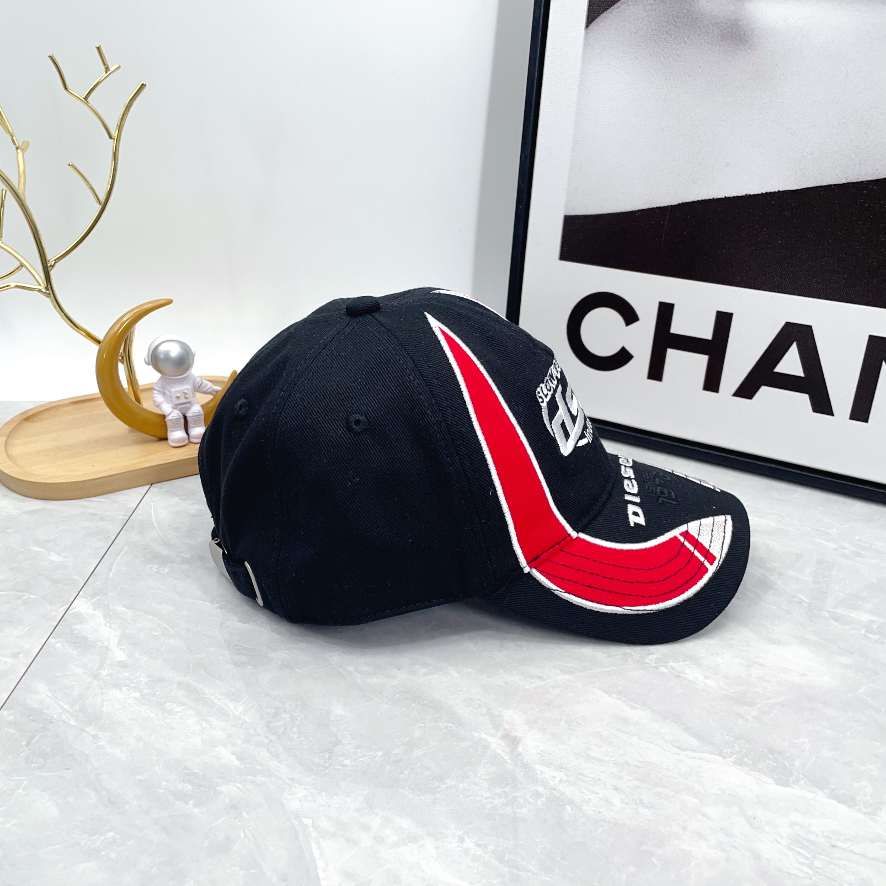 Diesel C-Arson Cap Black（A173970PFAA）