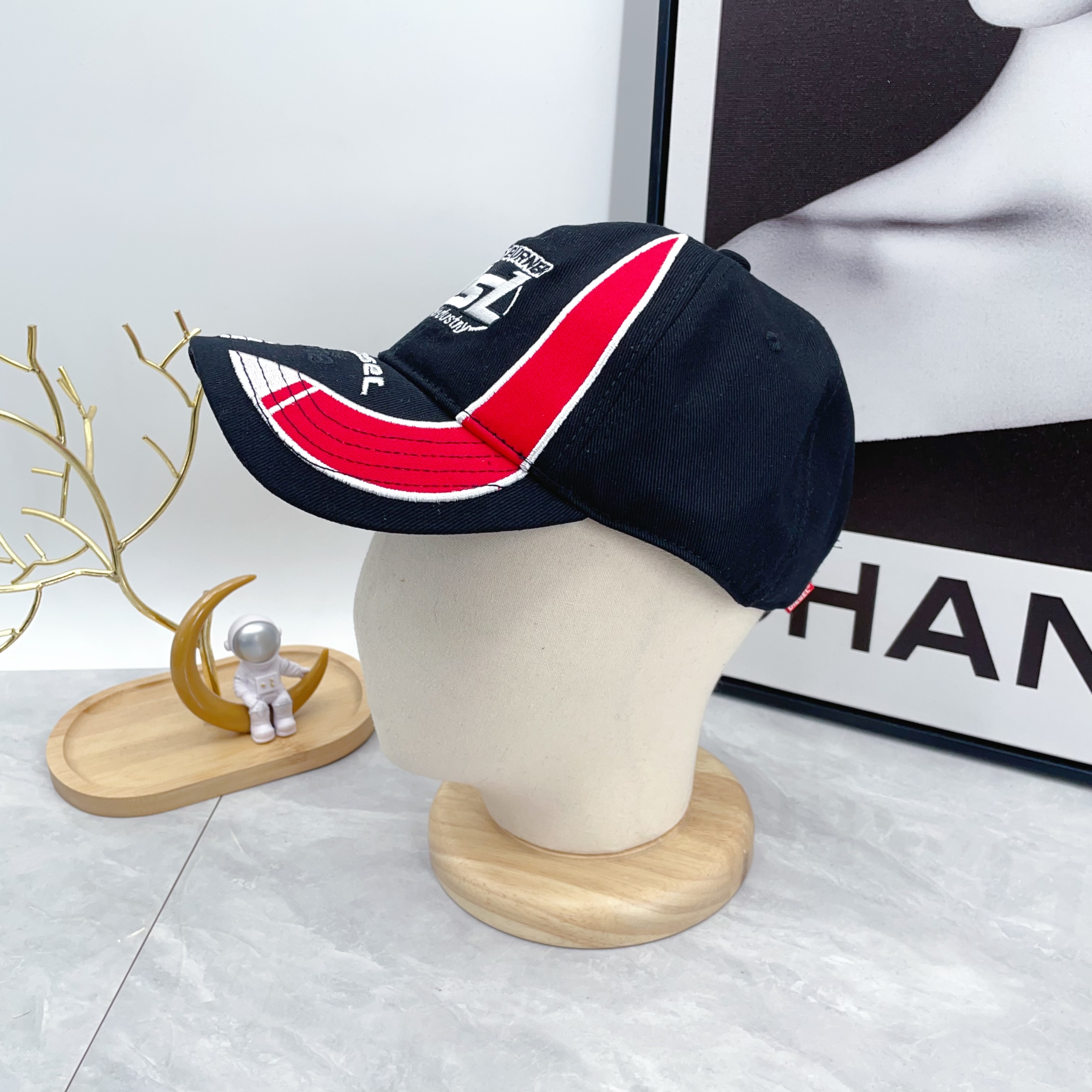 Diesel C-Arson Cap Black（A173970PFAA）