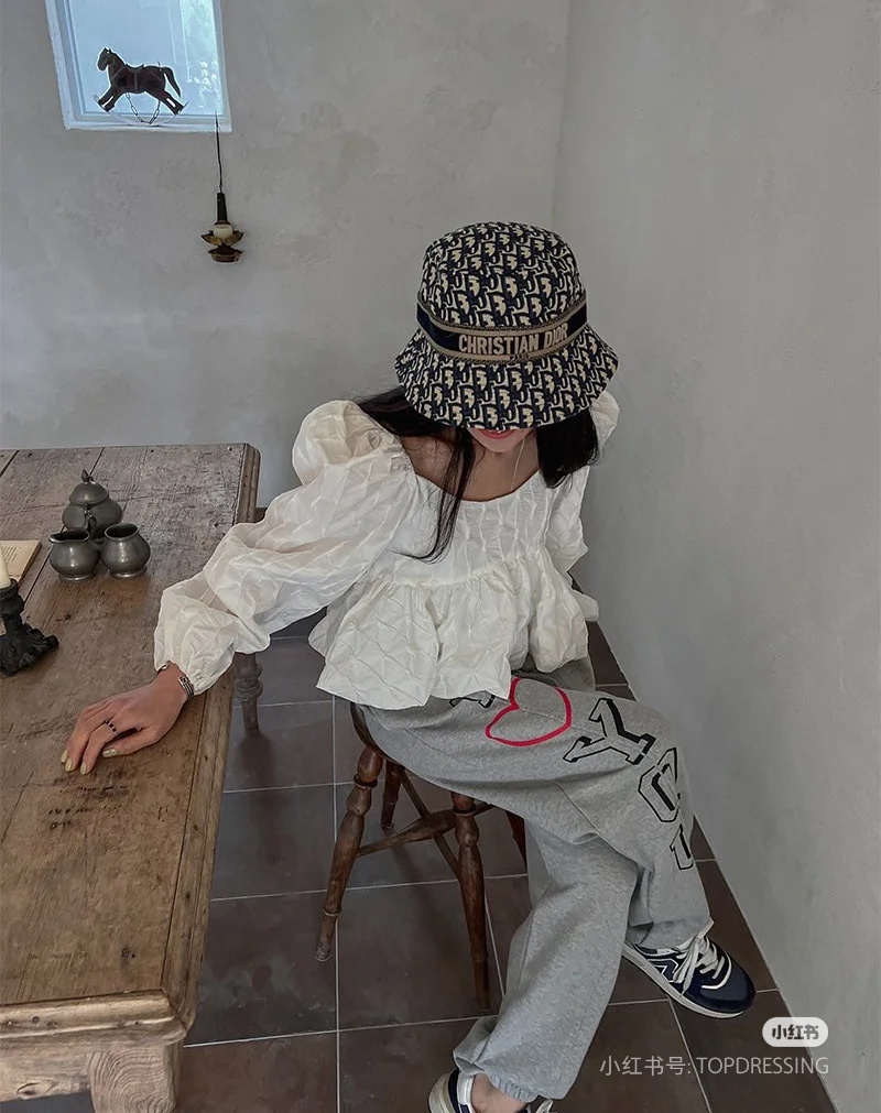 Dior D-Bobby Bob Hat（11DOB923I132C541）