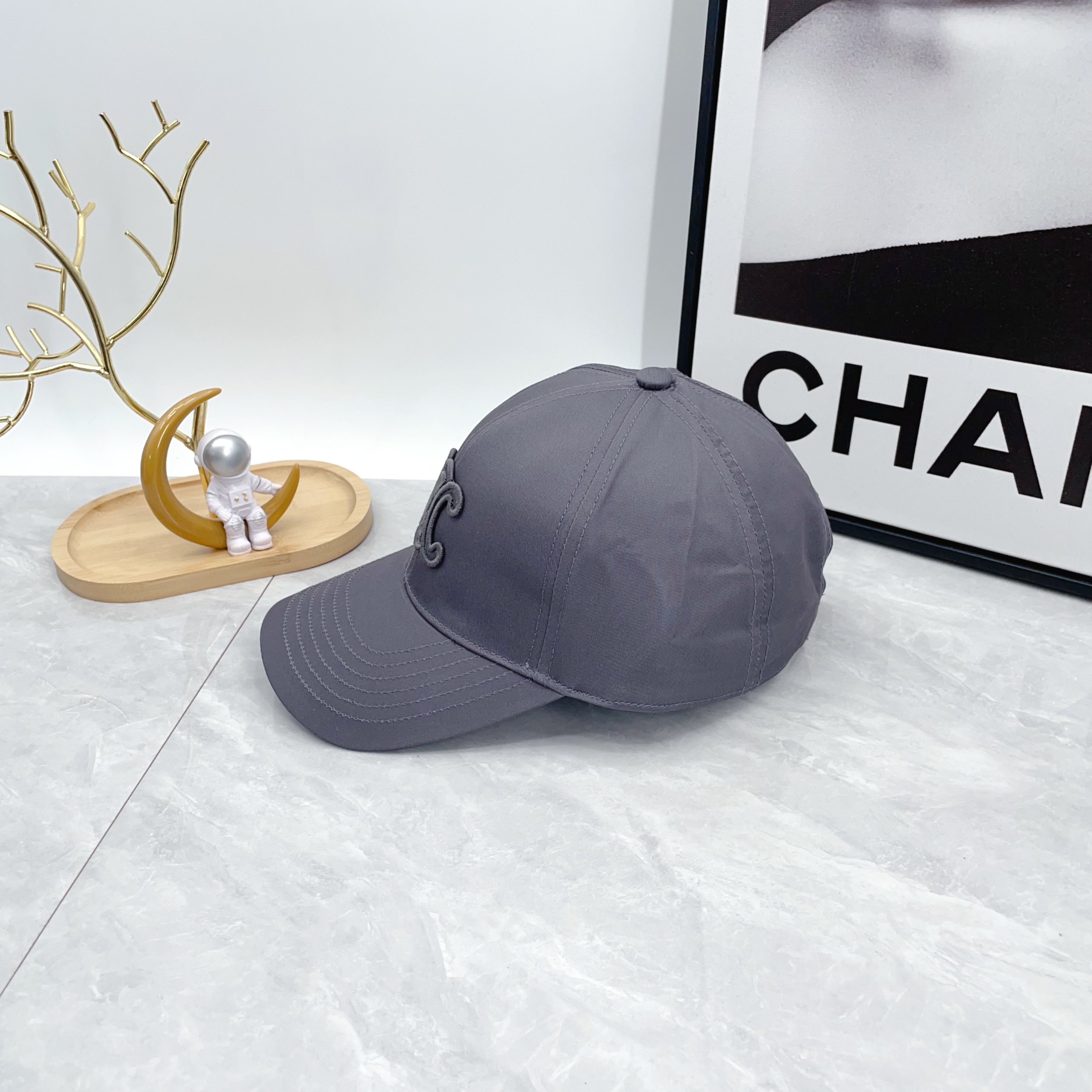 Celine hat（2aug4-969p-38dd）