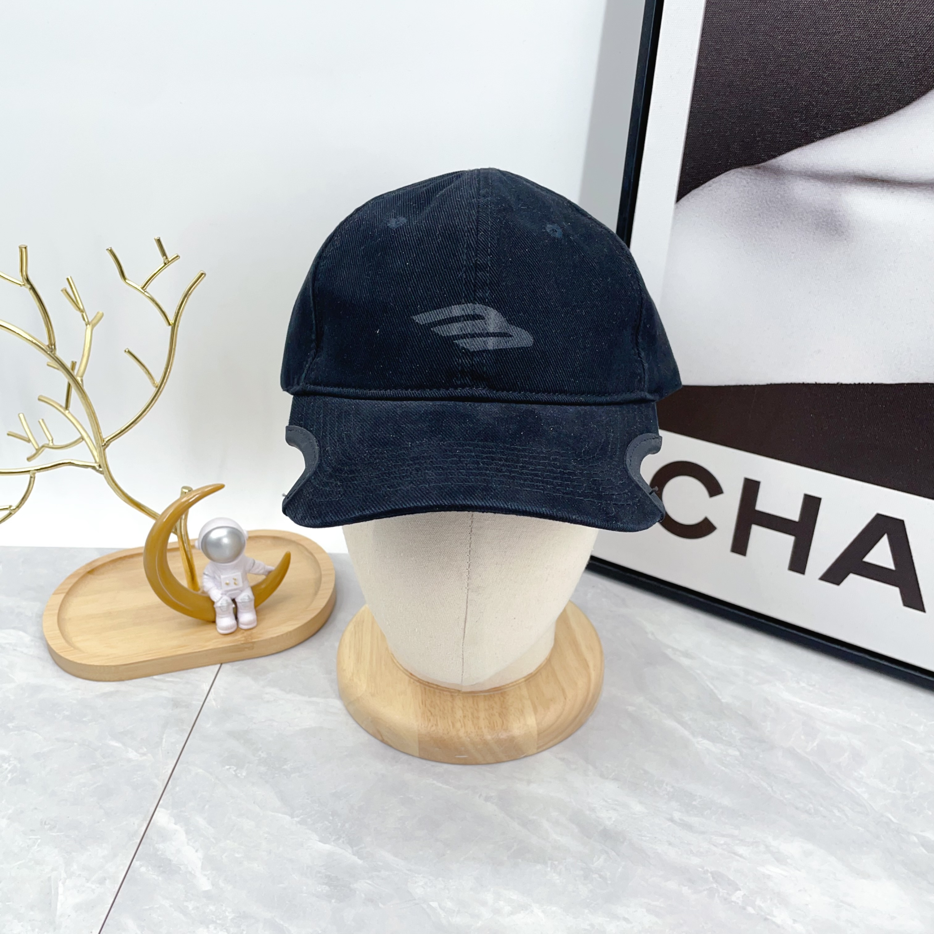 Balenciaga monogram baseball cap（794887410B2）