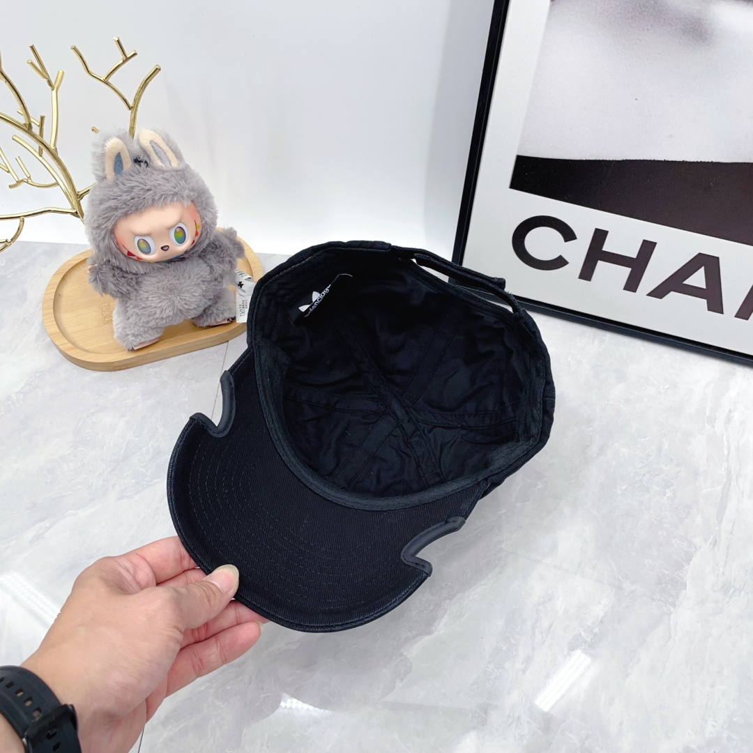 Balenciaga x adidas Trefoil Balenciaga Logo Cap （723749410B2）