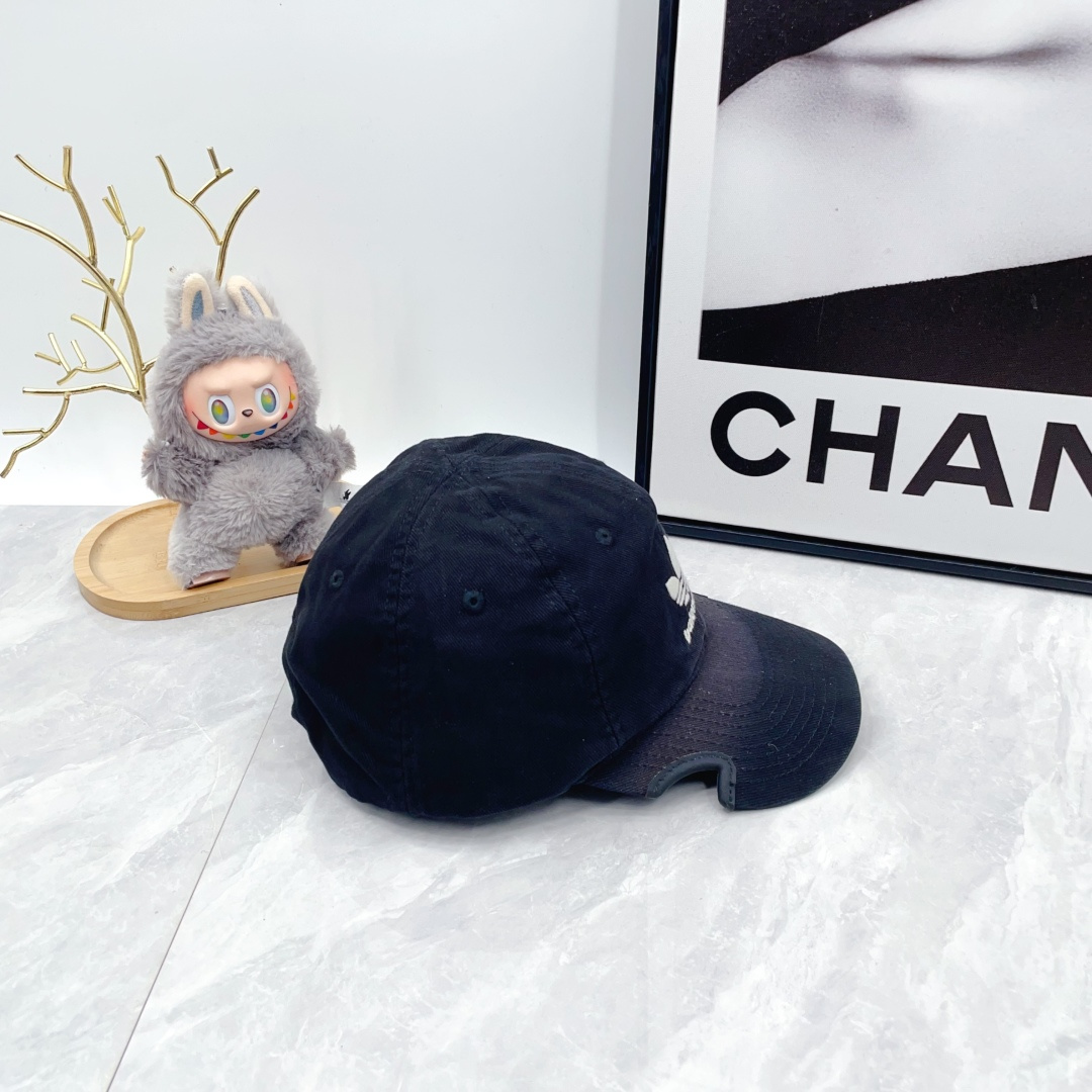 Balenciaga x adidas Trefoil Balenciaga Logo Cap （723749410B2）