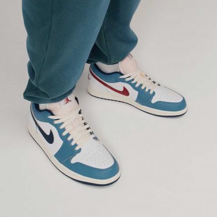 国内8月4日発売予定】 ナイキ エア ジョーダン 1 ロー SE ホワイト/エーゲストーム/ペールアイボリー/アーモリーネイビー (HM3711-144)  - スニーカーウォーズ