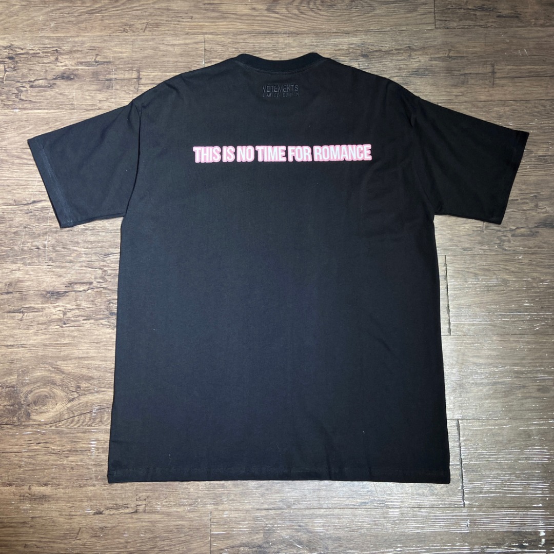 Vetements No Time For Romance T-Shirt 'Black'（1UA52TR440B）