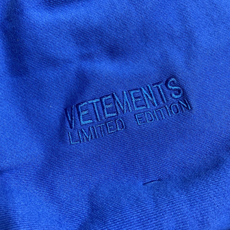Vetements Dolphins Heart Logo Hoodie 'Royal Blue' (UA52TR790N-BLUE）