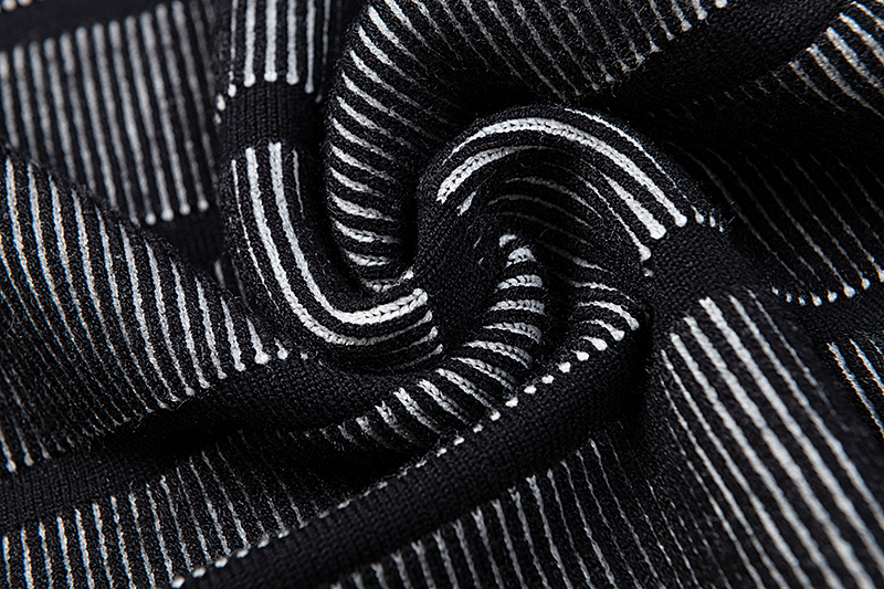 Stone Island Striped Compass Patch Sweater（7915513D1-V0029）