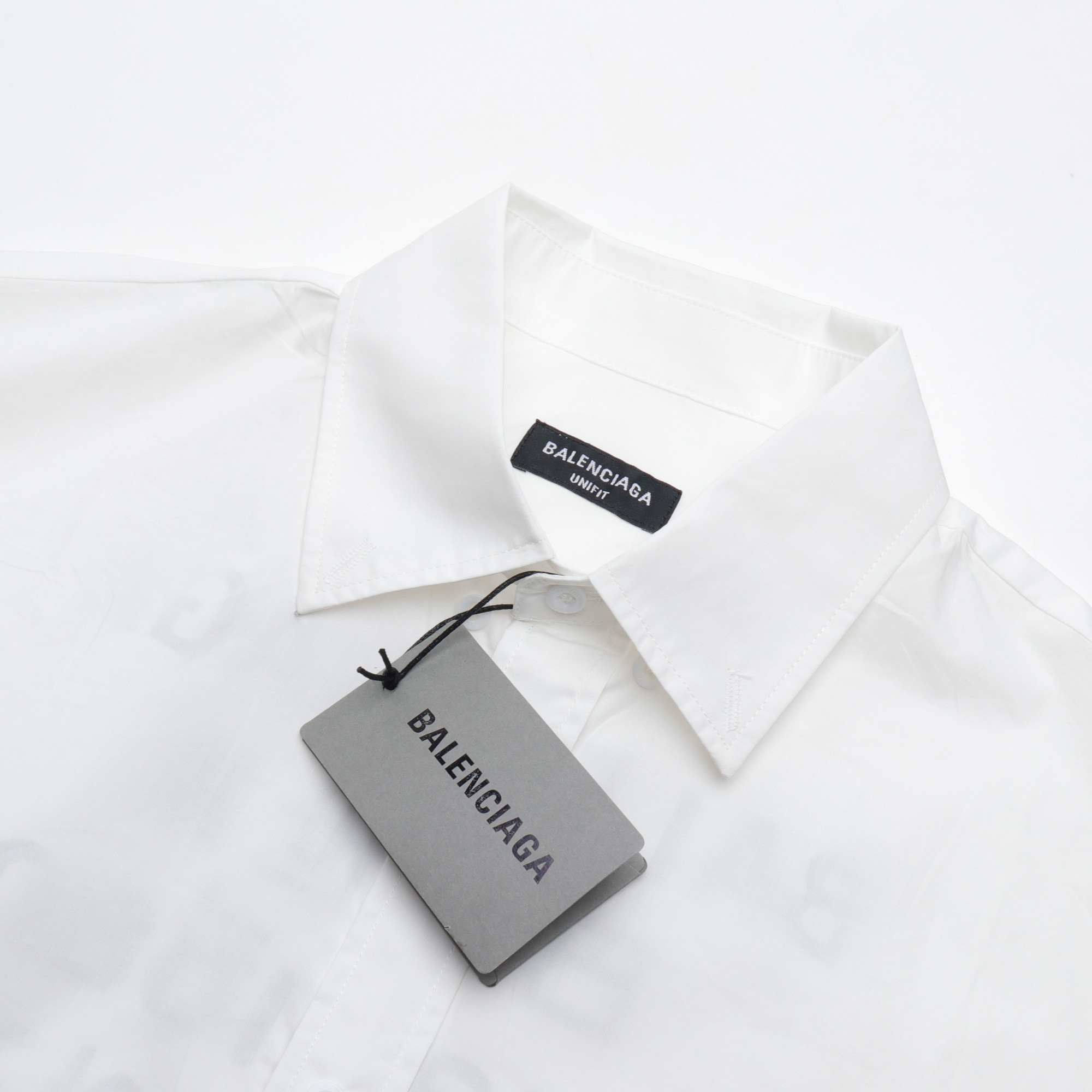 Balenciaga Seven Languages ​​Back Shirt(647357TYB189000）