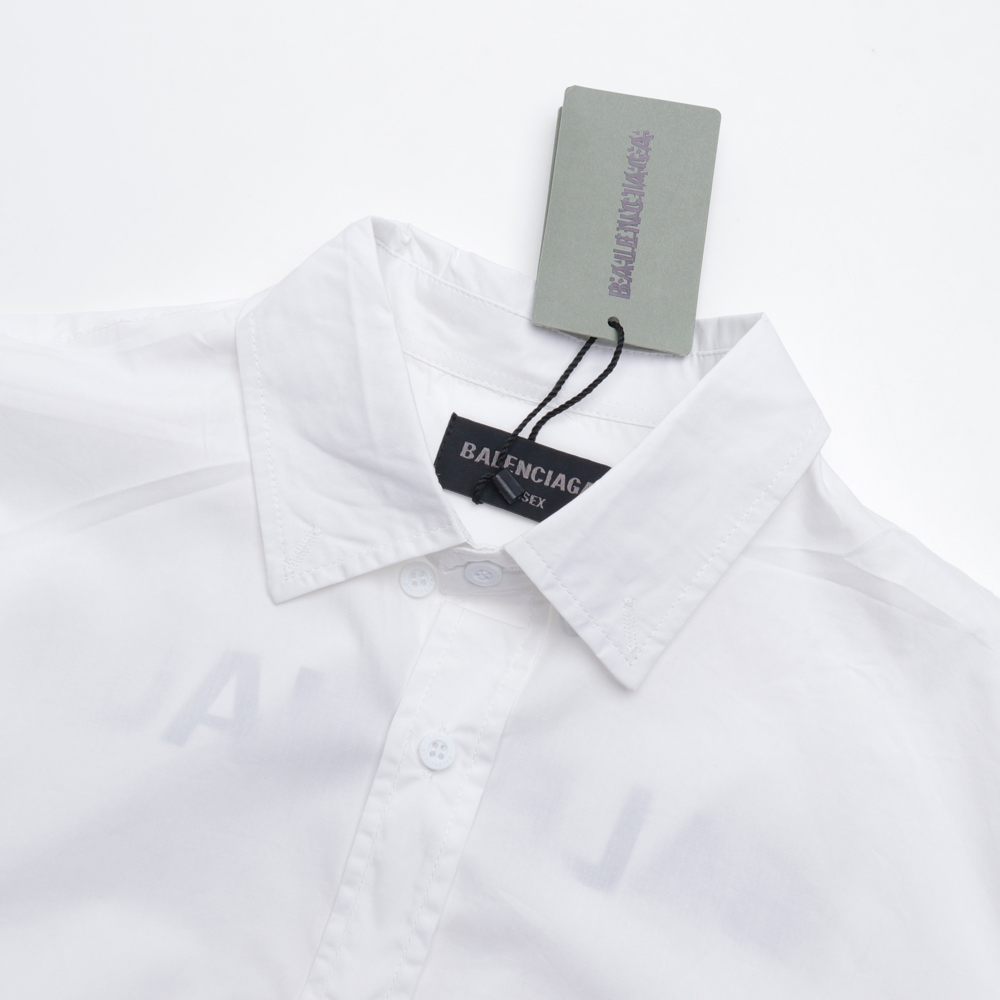 Balenciaga back lettering shirt(725377TYB189000）