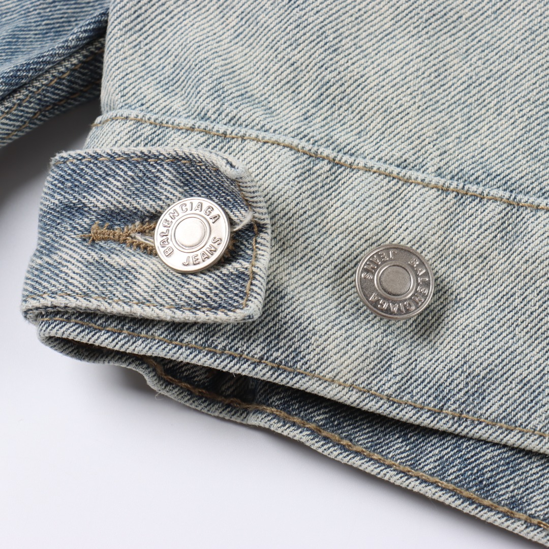 Balenciaga Inkjet Print Washed Jacket (783697THW254245-1）