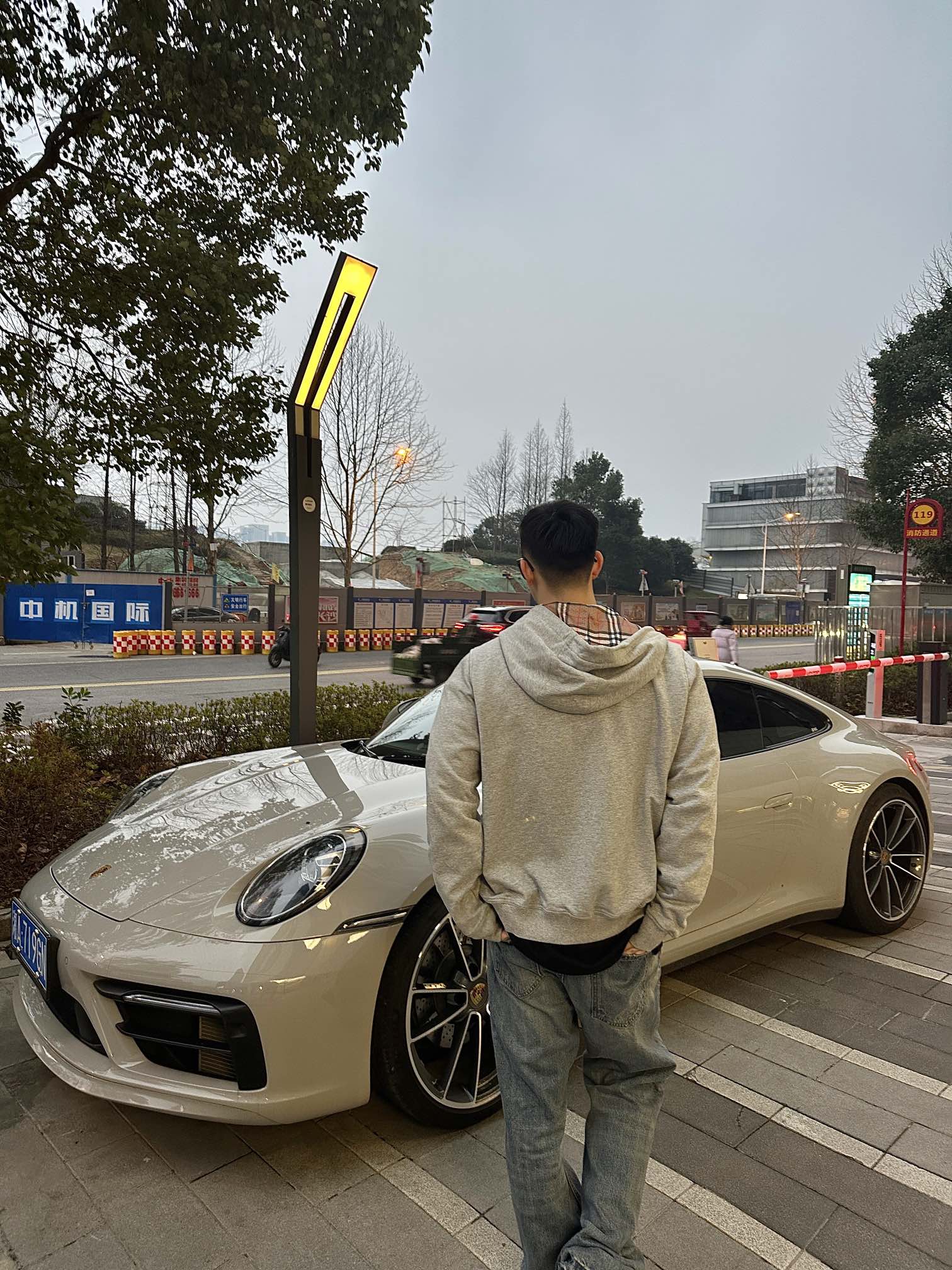 Burberry Cotton Blend Zip Hoodie（8026221）