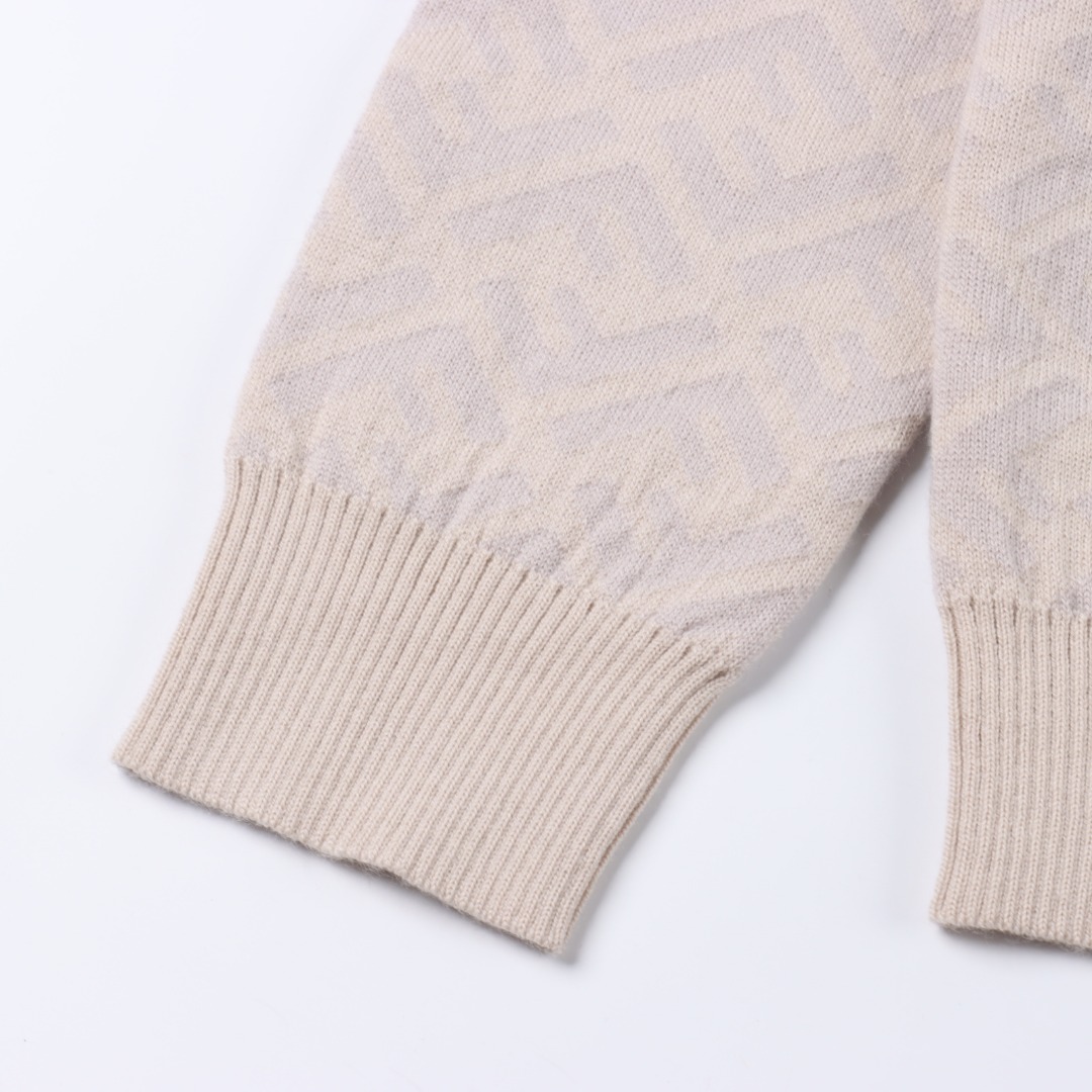 Fendi White wool sweater (FZX091AQKXF0YW1）