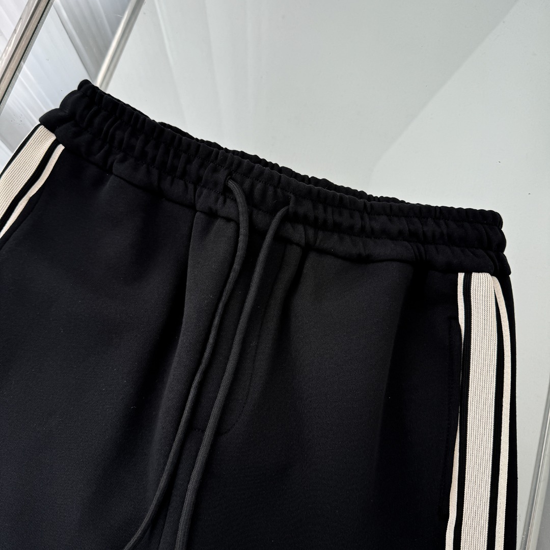 CELINE sports trousers（2Z412121O-07OW）
