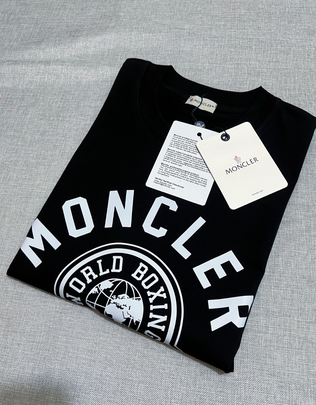 [MONCLER] Print motif T-shirt（I20918C00022829HP986）
