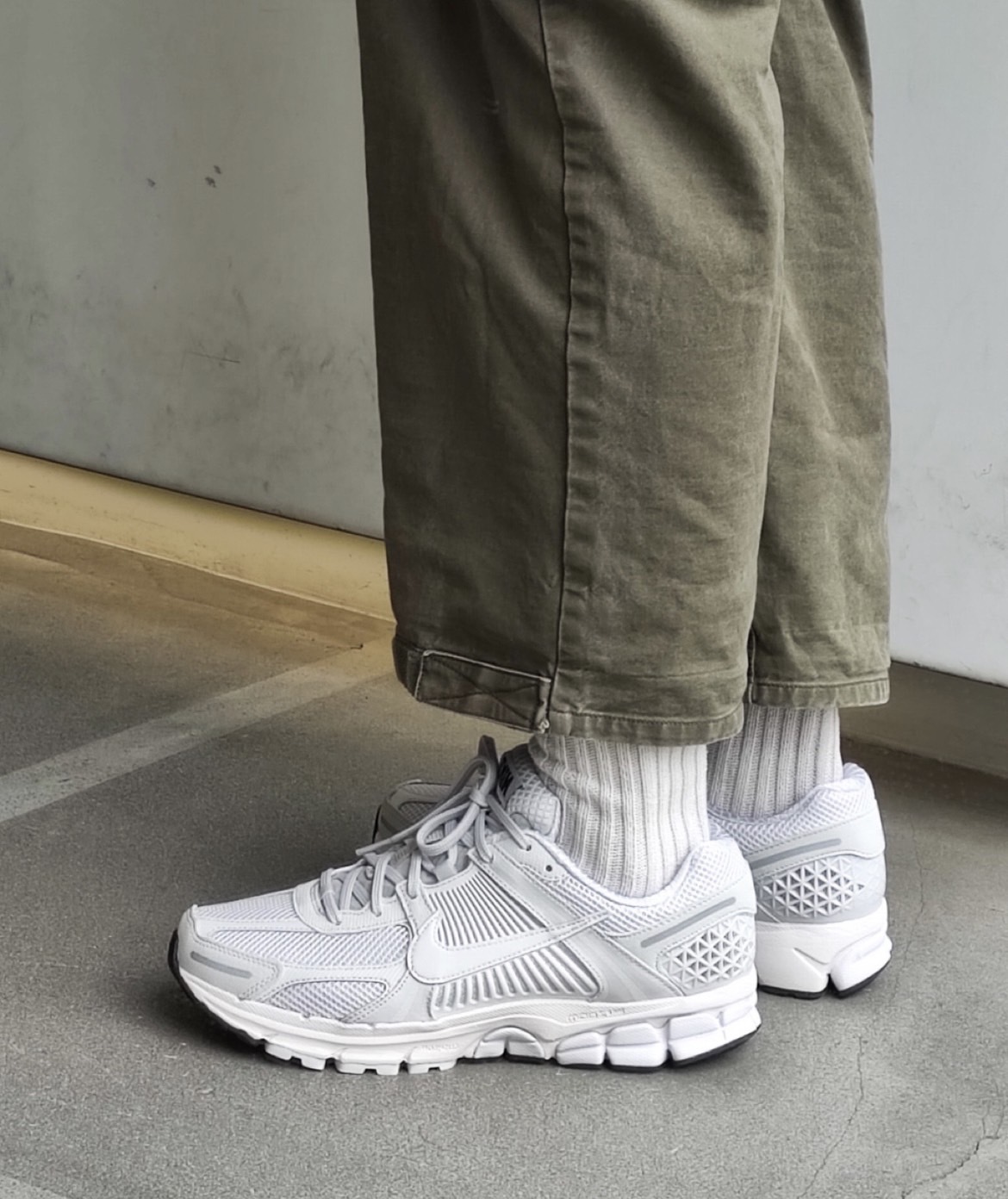 NIKE ZOOM VOMERO 5 SP ANTHRACITE 淺灰白(BV1358001)