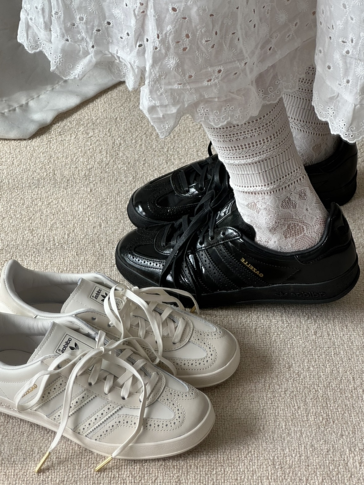 Adidas Gazelle Indoor 雕花牛津鞋亮面黑(IG1891)