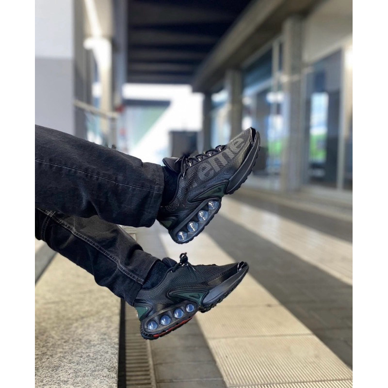 ToMo】SUPREME NIKE AIR MAX DN 黑氣墊FZ4044-001 店鋪限定| 蝦皮購物