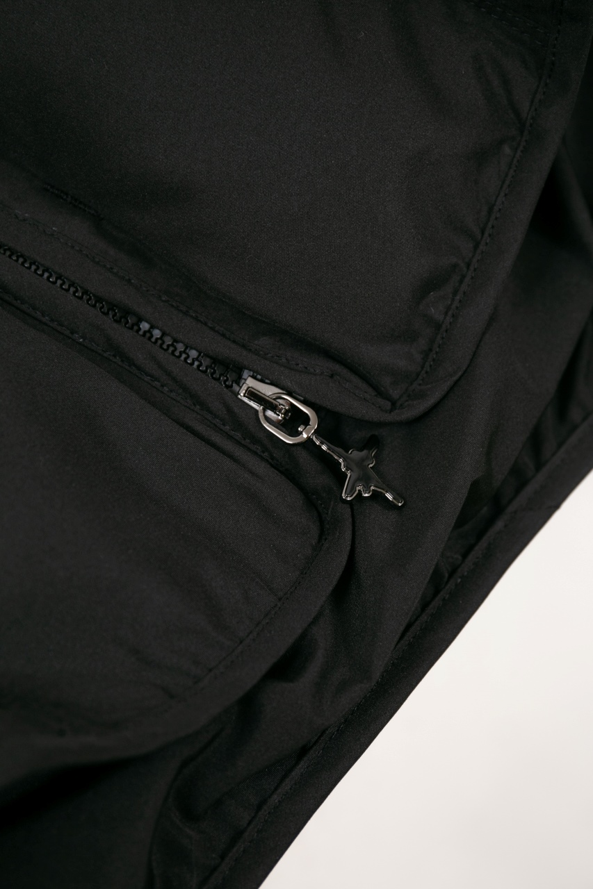 DIOR AND LEWIS HAMILTON puffer jacket（513C405B6265_C989）