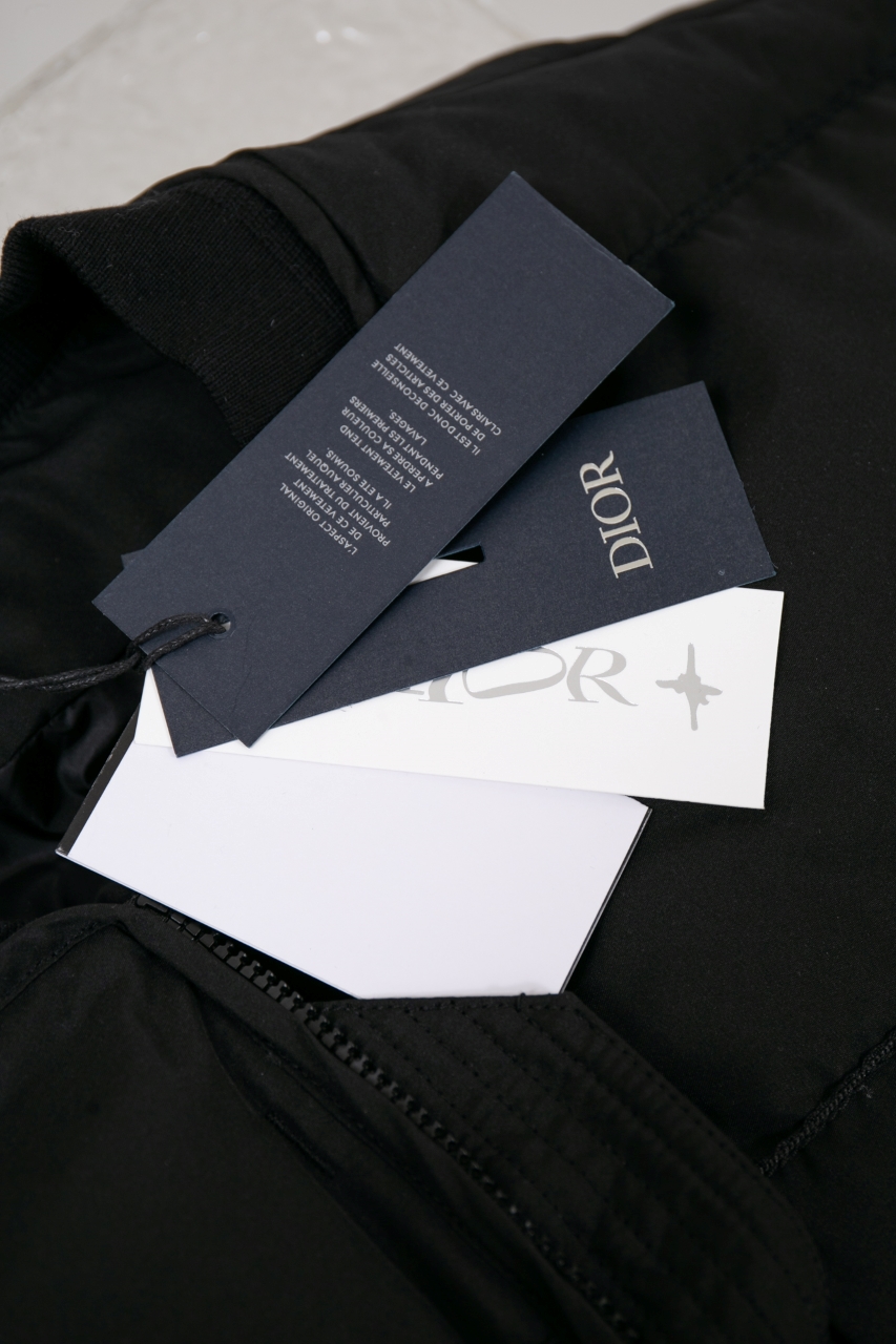 DIOR AND LEWIS HAMILTON puffer jacket（513C405B6265_C989）