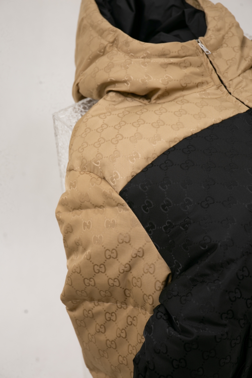 GUCCI nylon puffer jacket（794823Z8BUL1043）