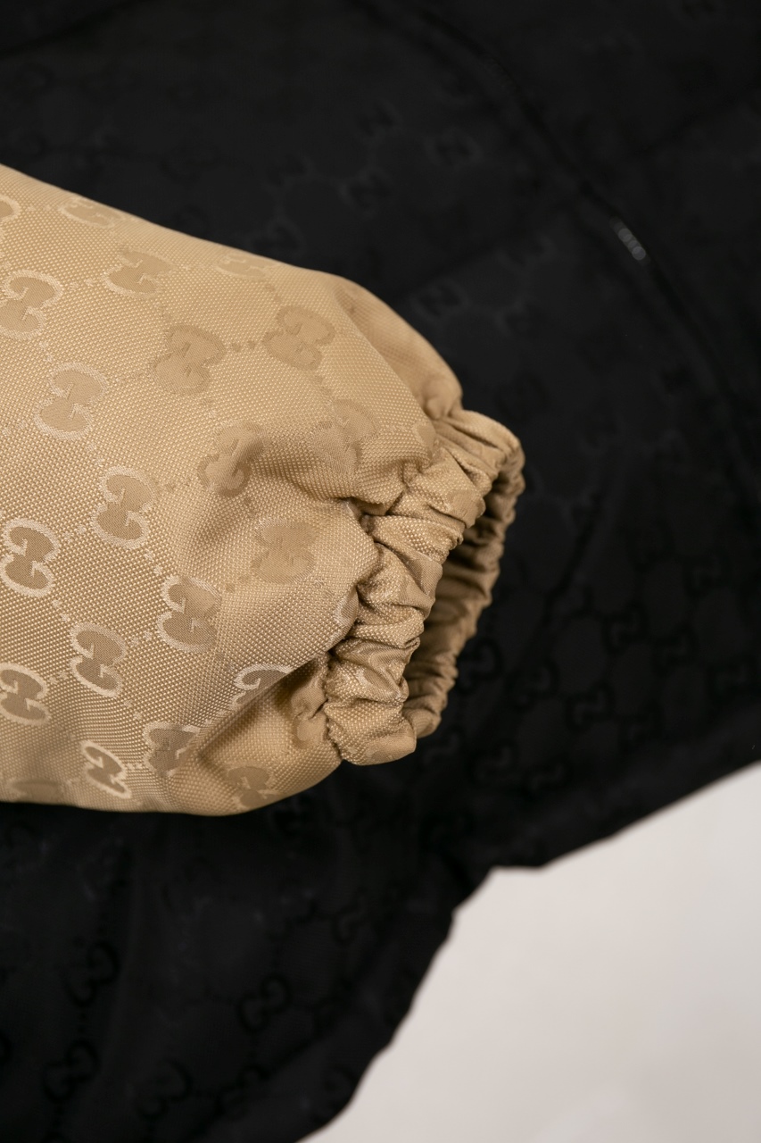 GUCCI nylon puffer jacket（794823Z8BUL1043）