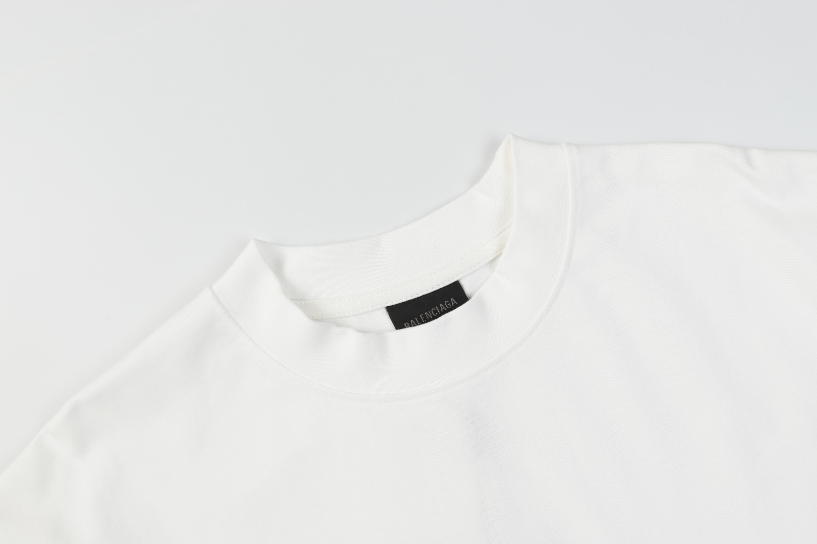 BALENCIAGA White jersey T-shirt（764235TQVT99016）