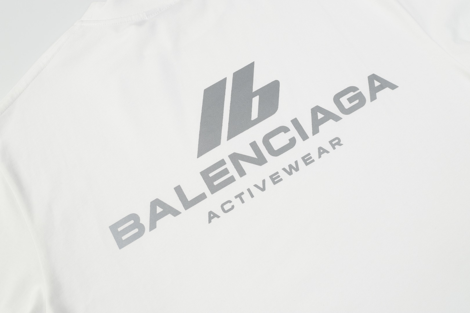 BALENCIAGA White jersey T-shirt（764235TQVT99016）