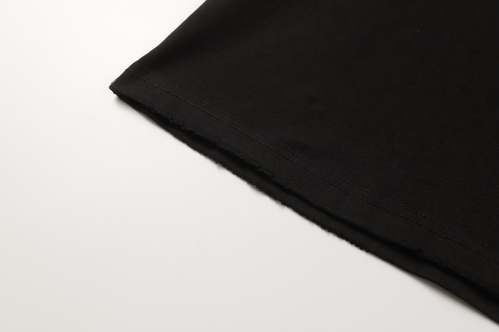 Balenciaga T-shirt in cotone nero cod（764235TQVJ81569）