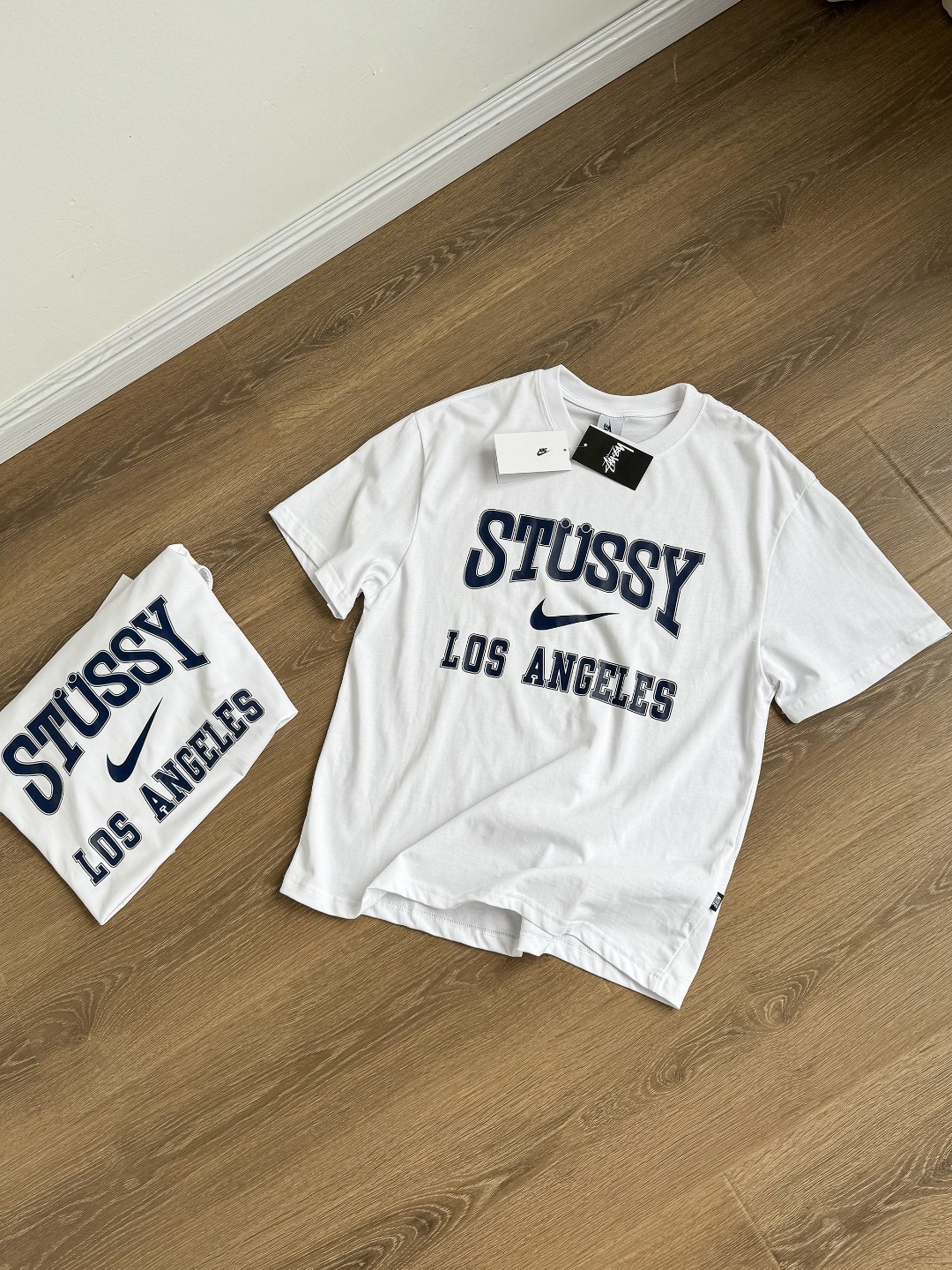 NIKE × STUSSY T-shirt（FJ9170-100）
