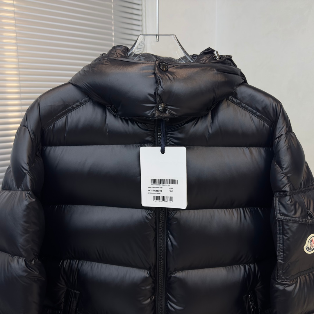 Moncler maya series solid color lacquered down jacket“BLACK”（0911A536006895099）