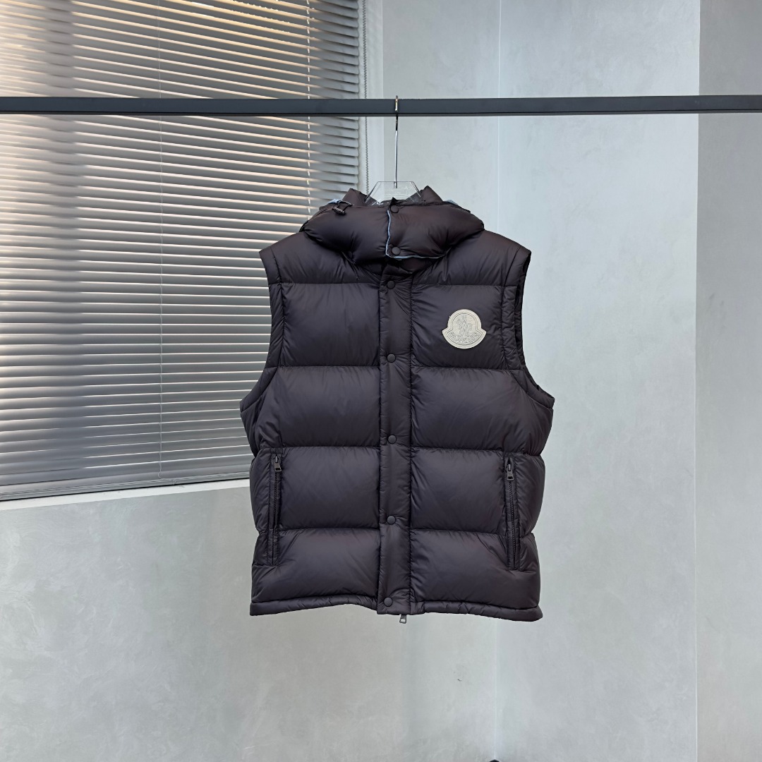 MONCLER Cyclone men's two-in-one hooded short down jacket（K20911A00239596RD997）