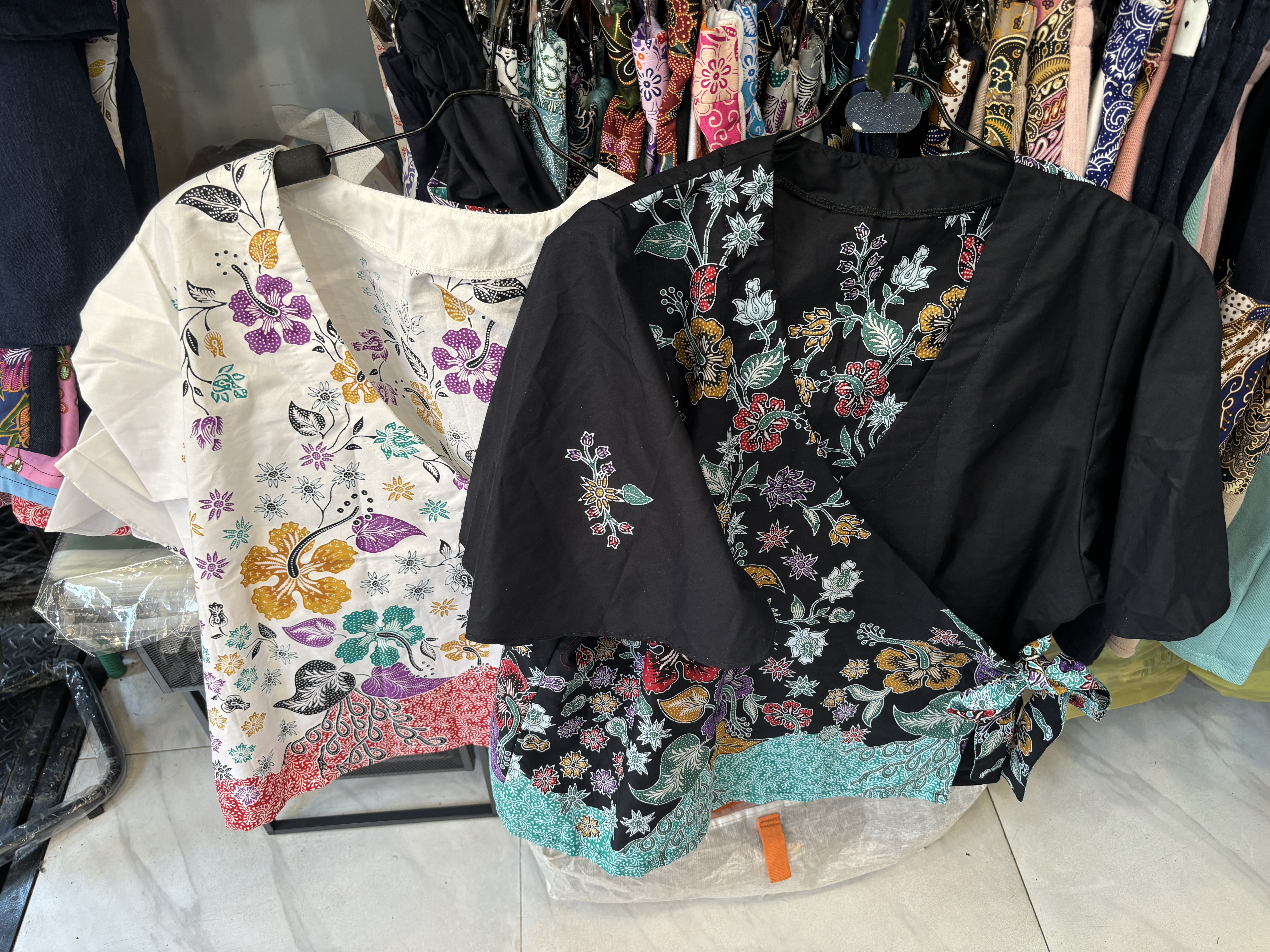 Siri Batik Kimono