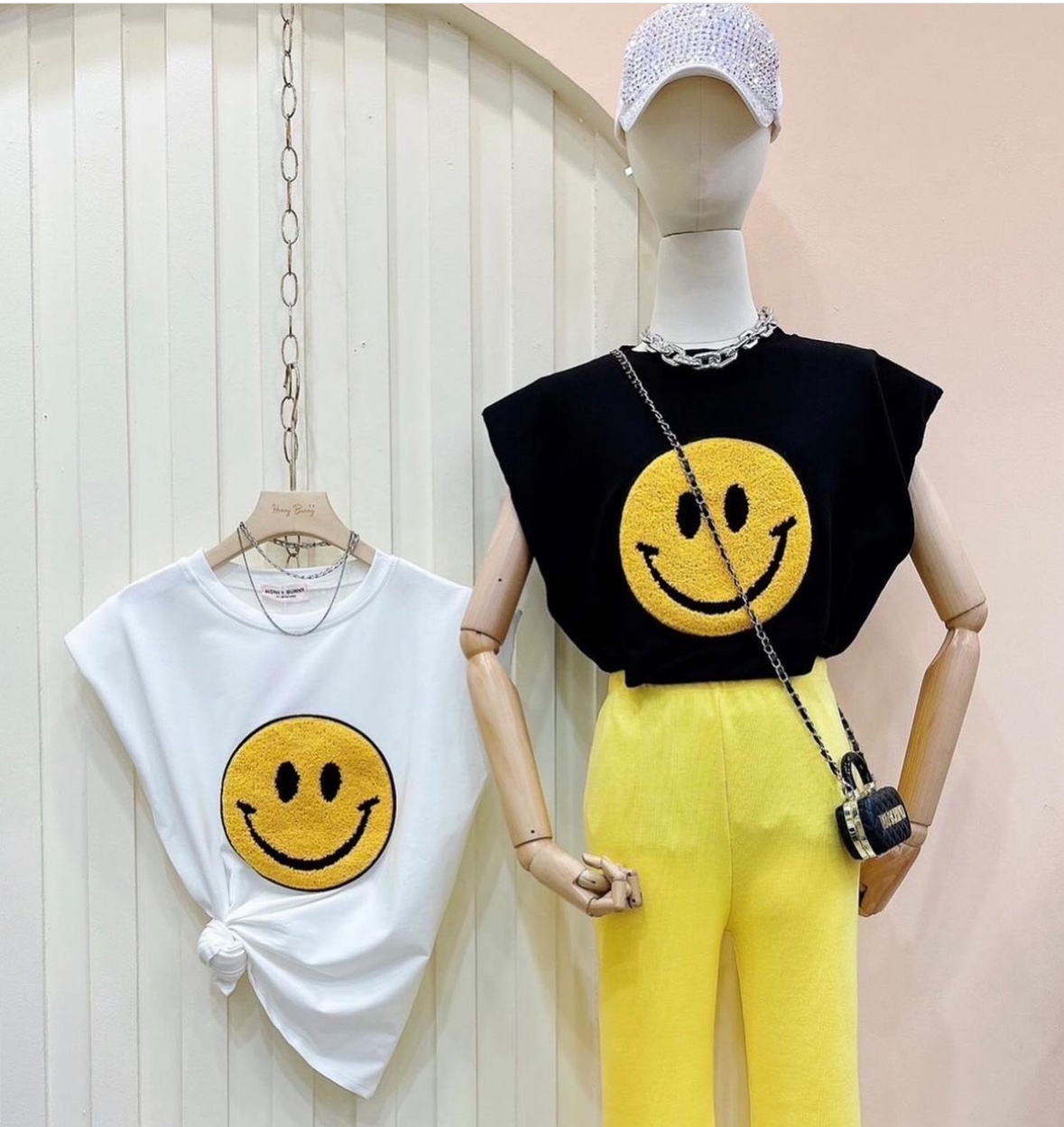 Smiley Sleeveless Top