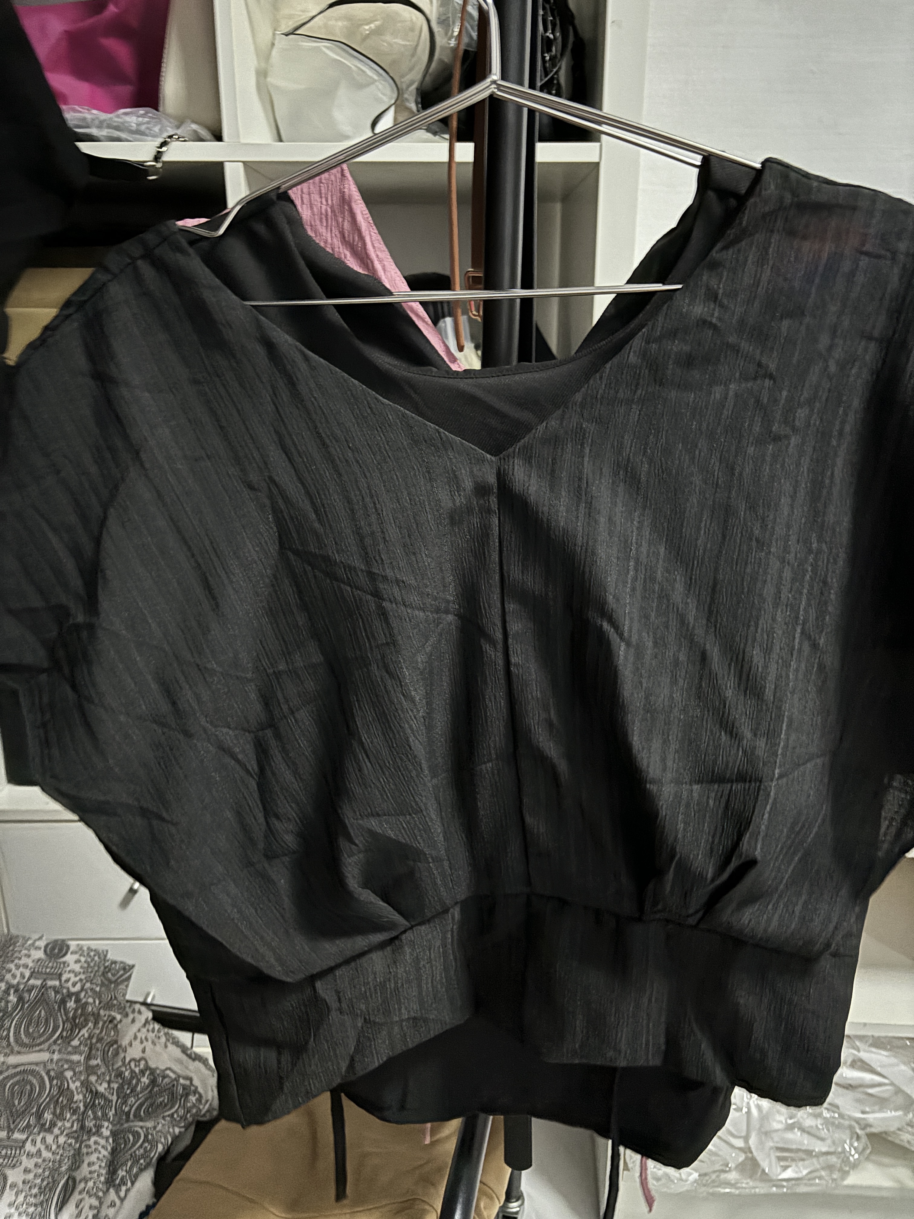 VO Butterfly Sleeves Top Ribbon