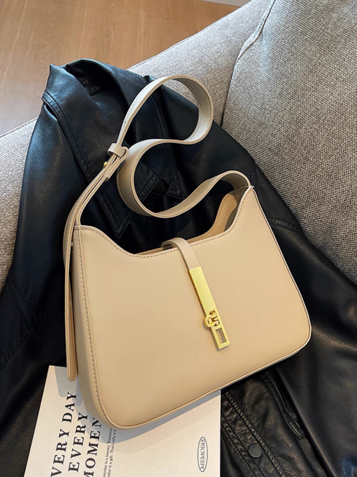 Sophisticated Handbag (2 Colours)