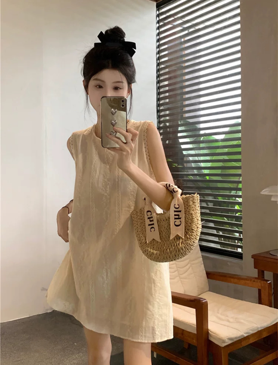 Lacey Sleeveless With Back Ribbon