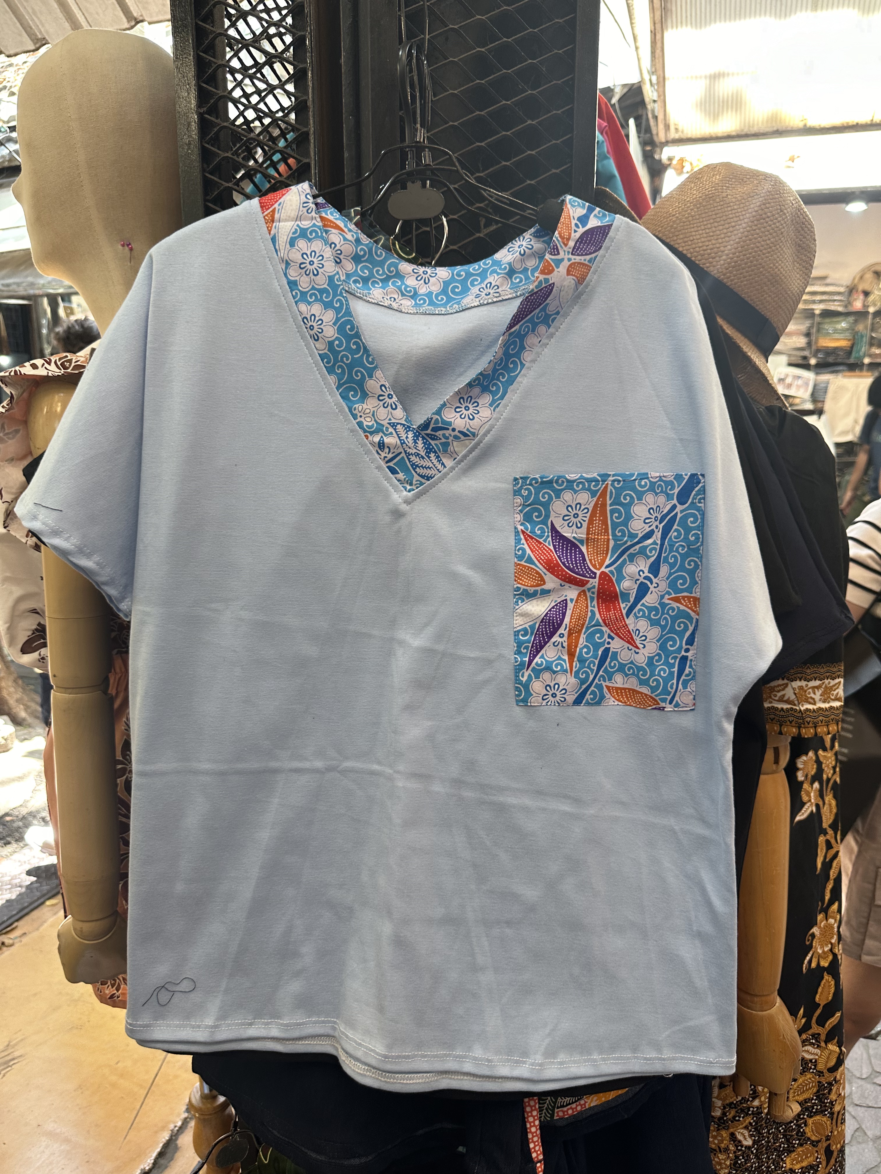 Si Batik Casual V Neck Top (4 Colours)