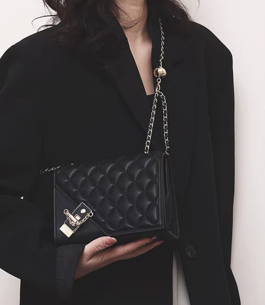 Quilted Charm Bag (2 Colours)